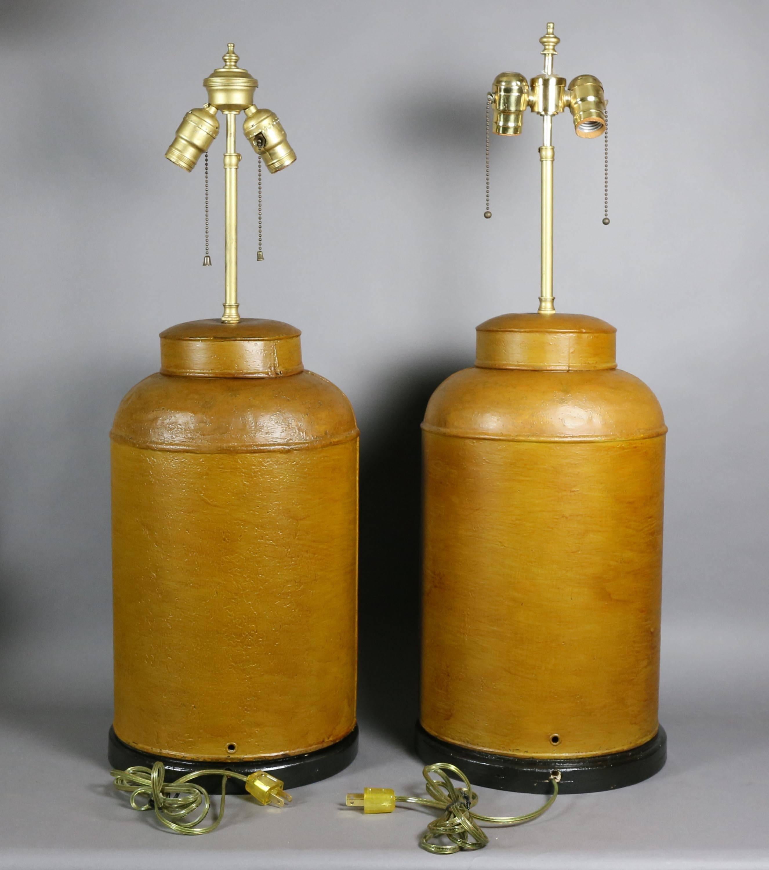 Pair of Victorian Tole Tea Canister Table Lamps 4