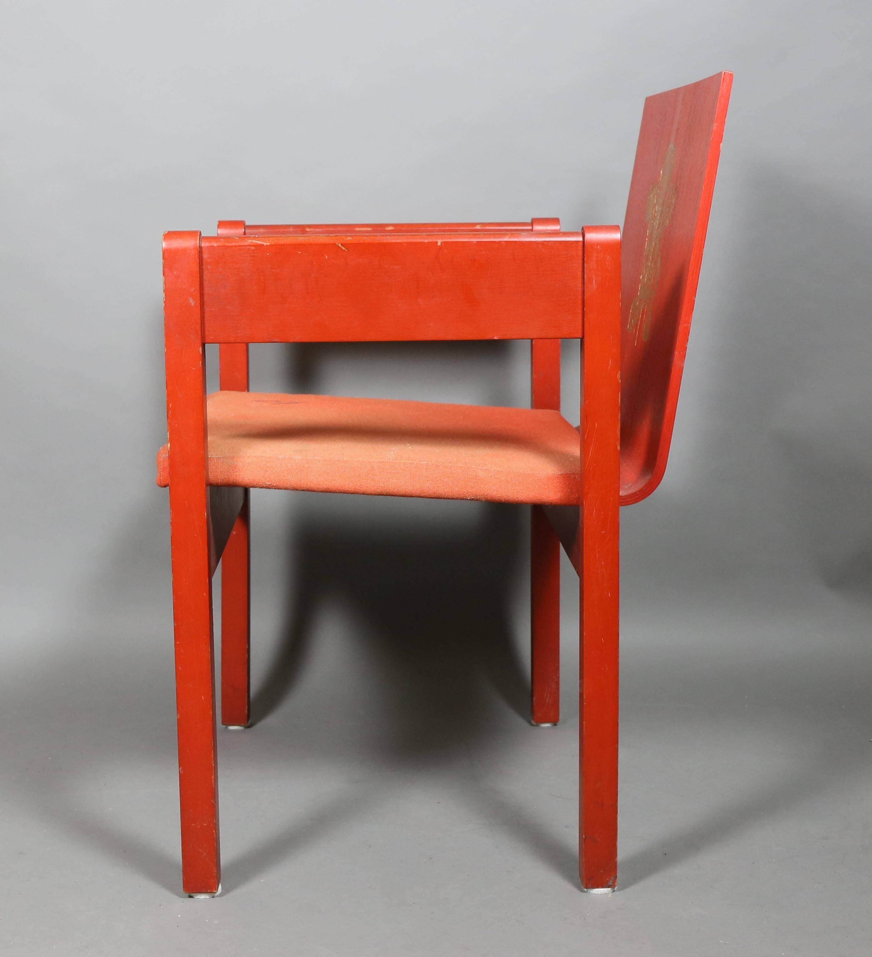 Prince of Wales Red Painted Investiture Chair For Sale at 1stDibs