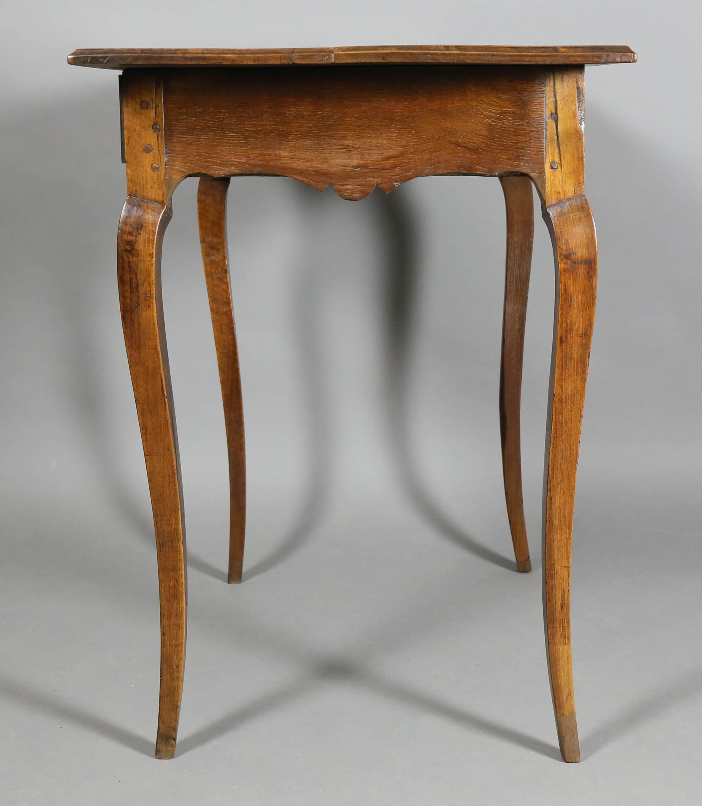 Mid-18th Century Louis XV Provincial Walnut Side Table