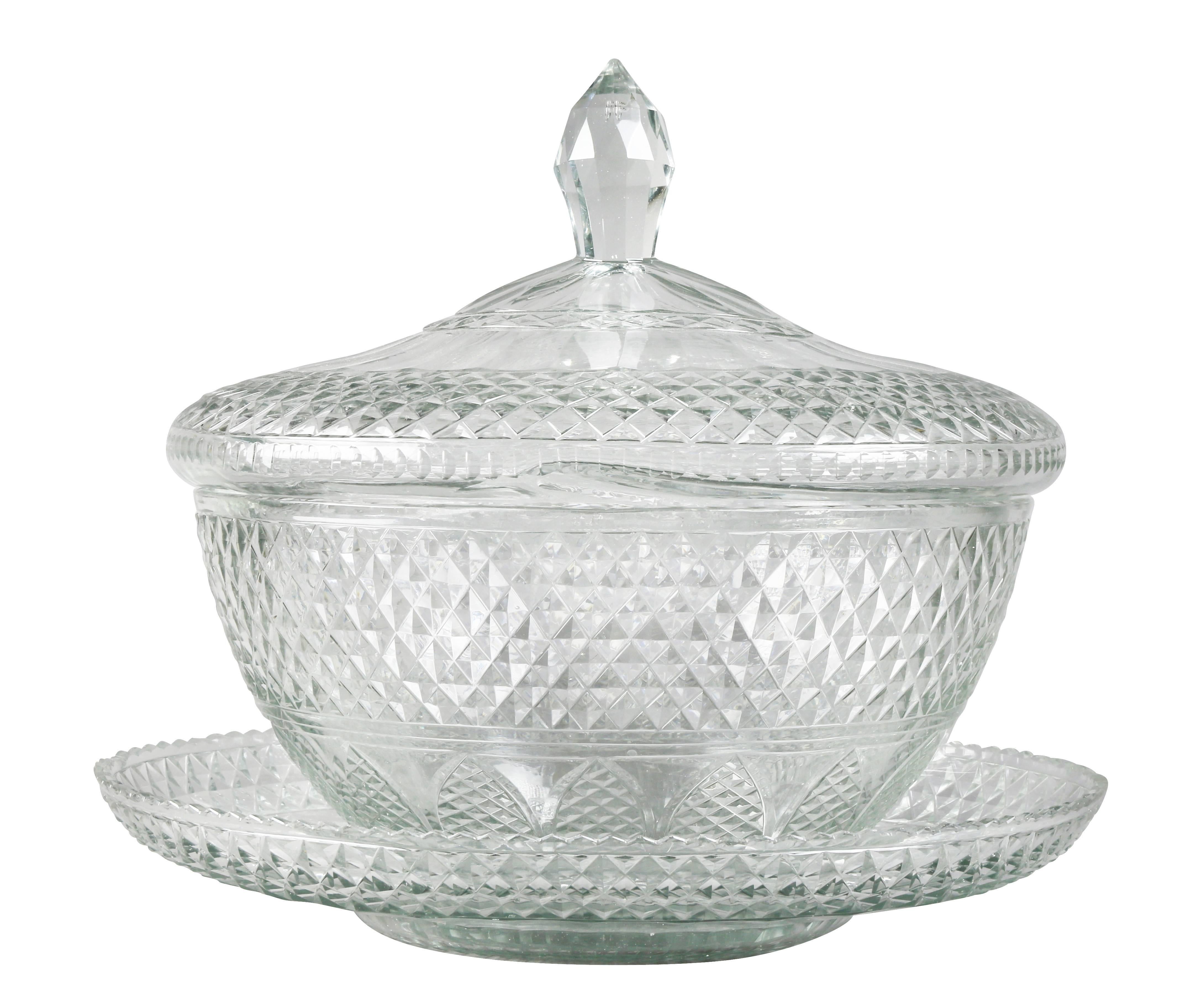 Anglo Irish Cut-Glass Covered Tureen and Underplate In Good Condition In Essex, MA