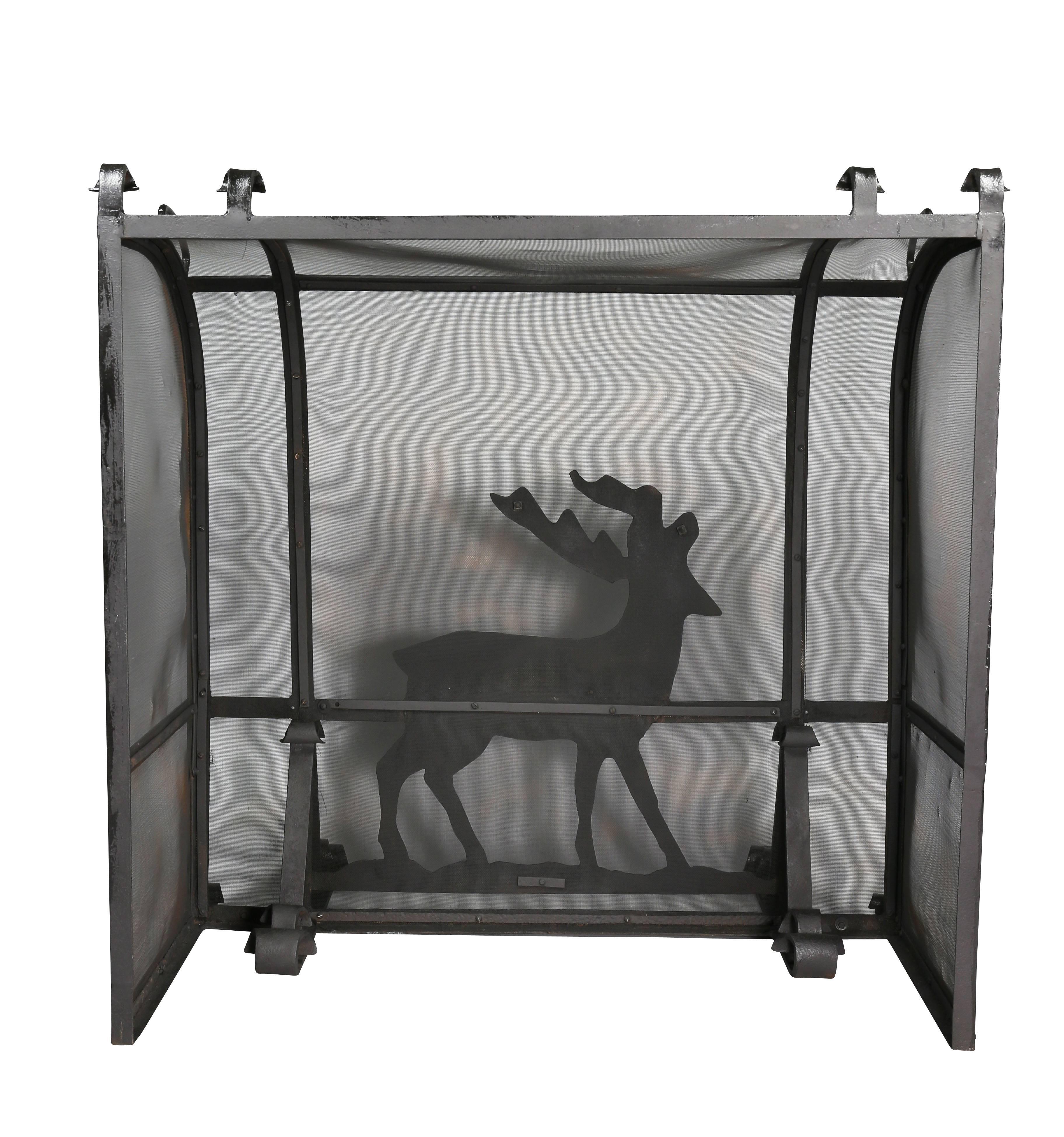 Arts and Crafts Wrought Iron Fireplace Screen In Good Condition For Sale In Essex, MA