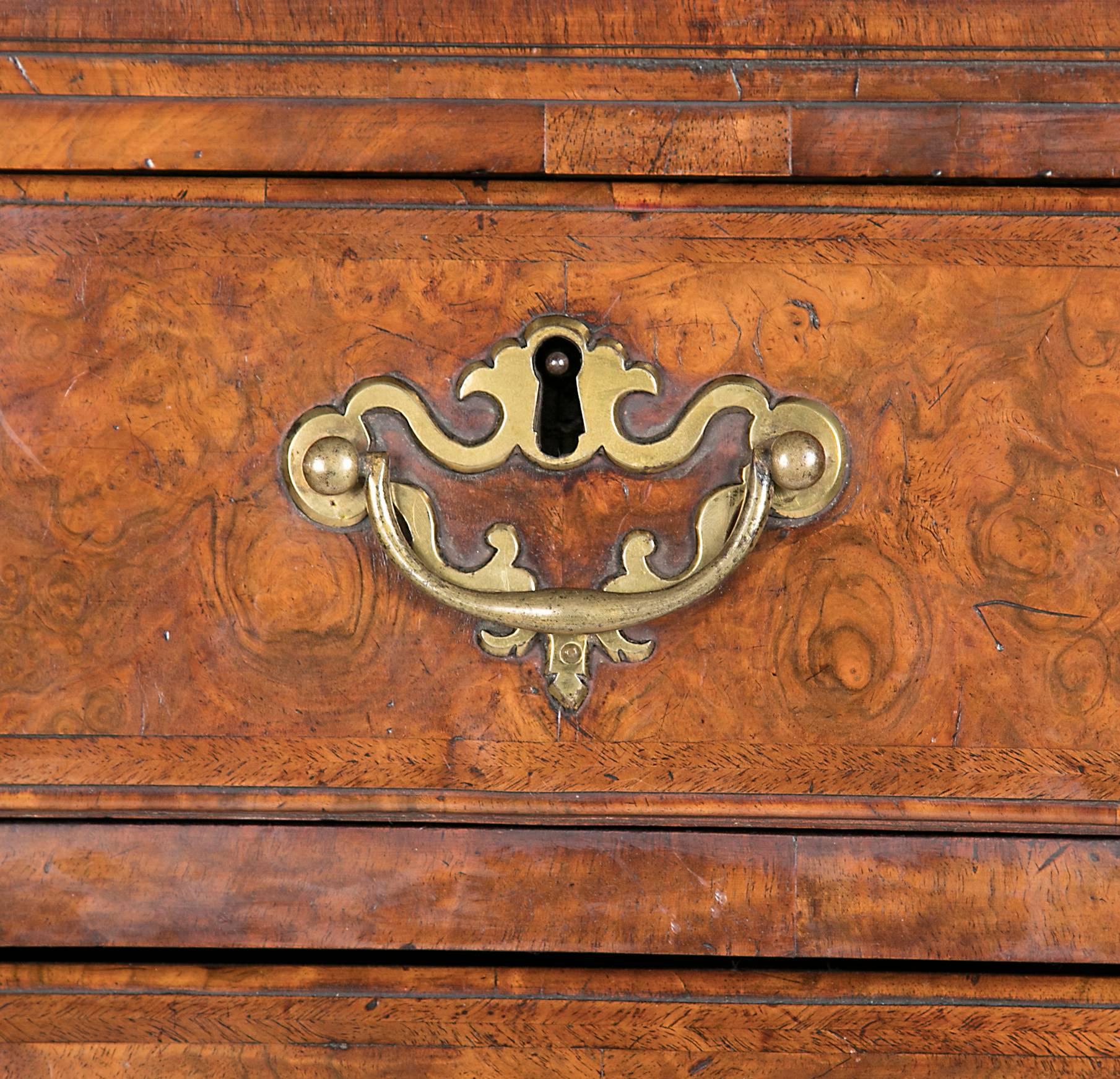 Mid-18th Century Fine George II Walnut Chest on Chest