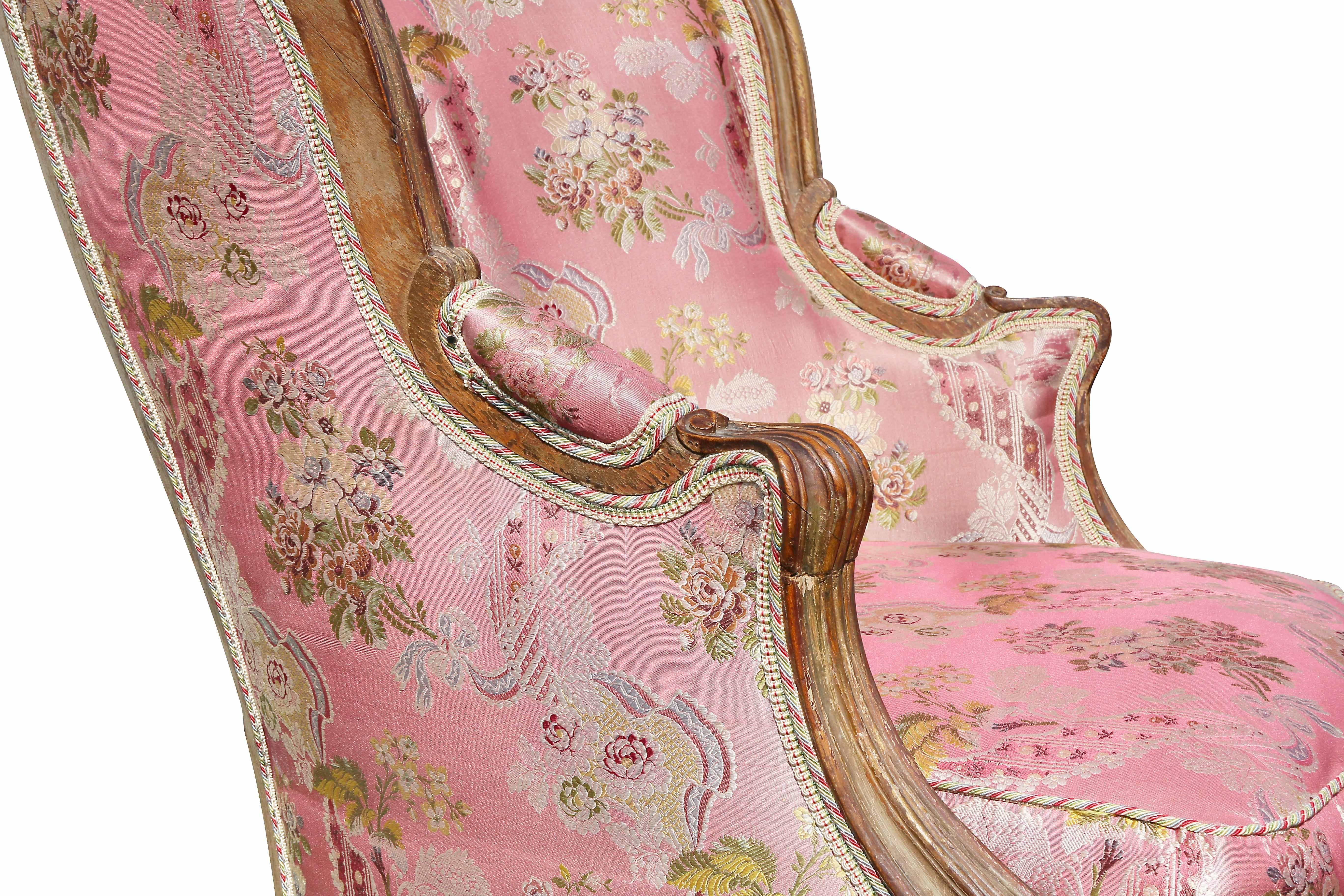 Louis XV Style Walnut and Painted Bergere Chair In Good Condition In Essex, MA