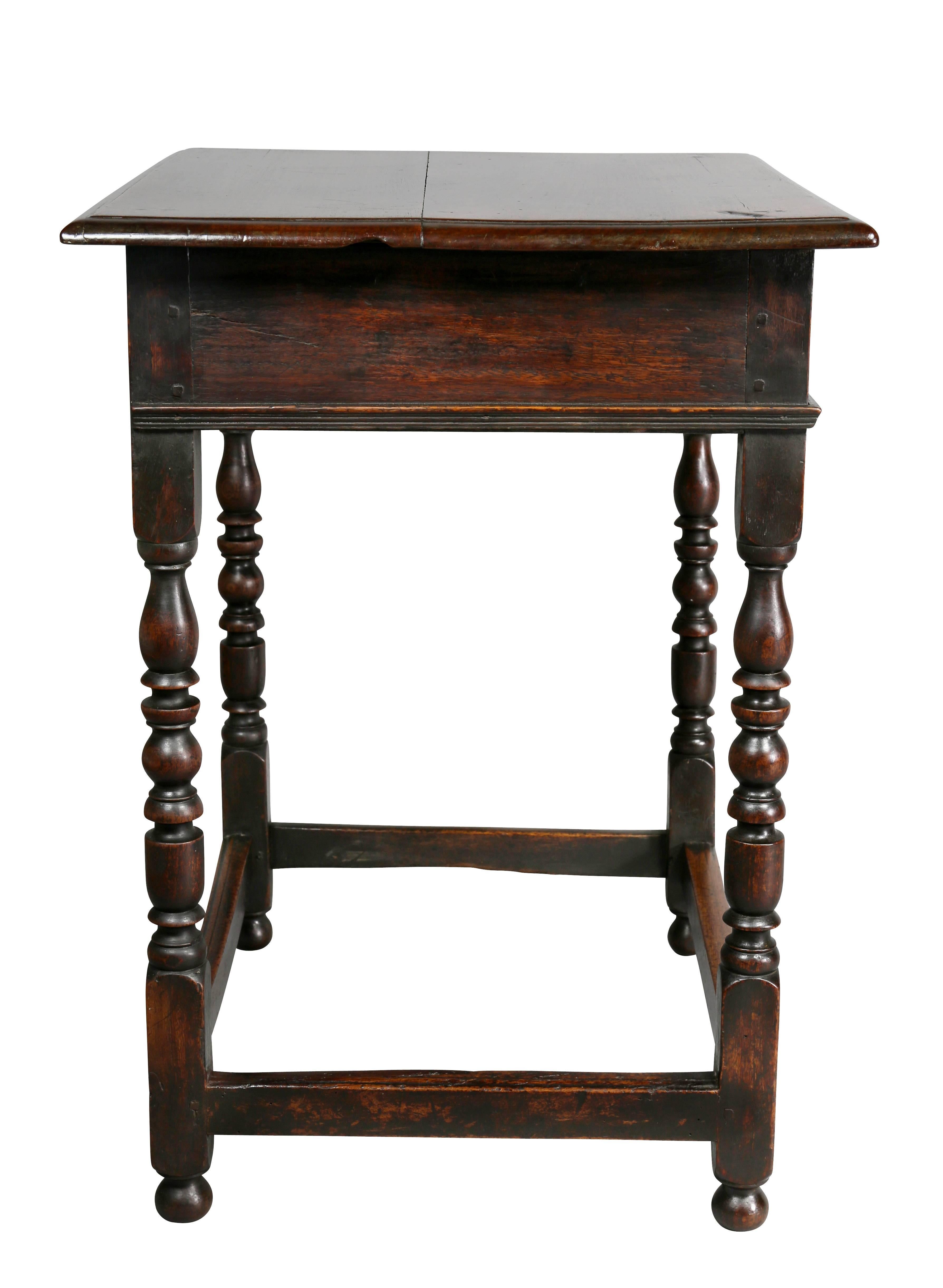 Early 18th Century William and Mary Oak Tavern Table