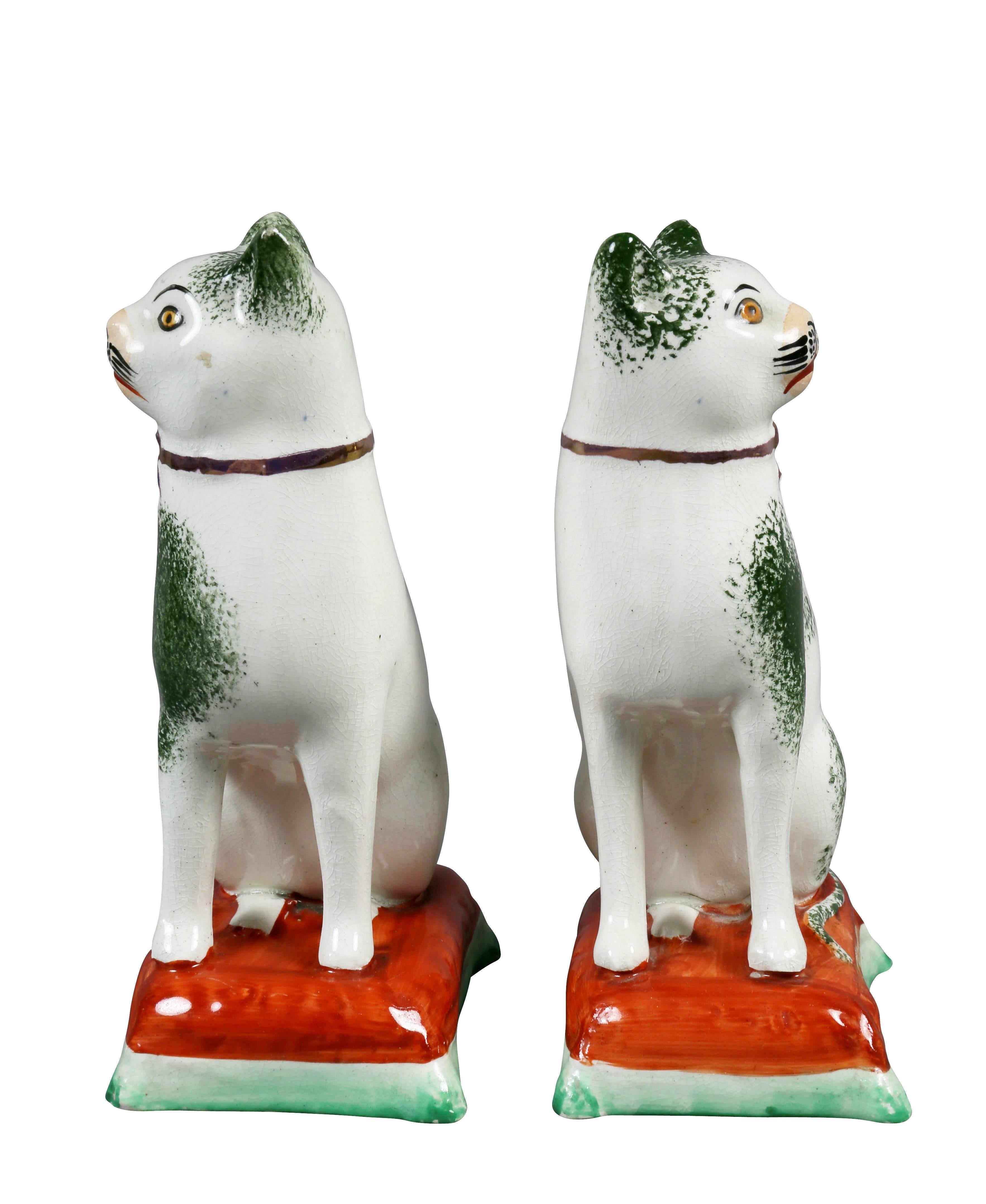 Pair of Staffordshire Pottery Cats In Good Condition In Essex, MA