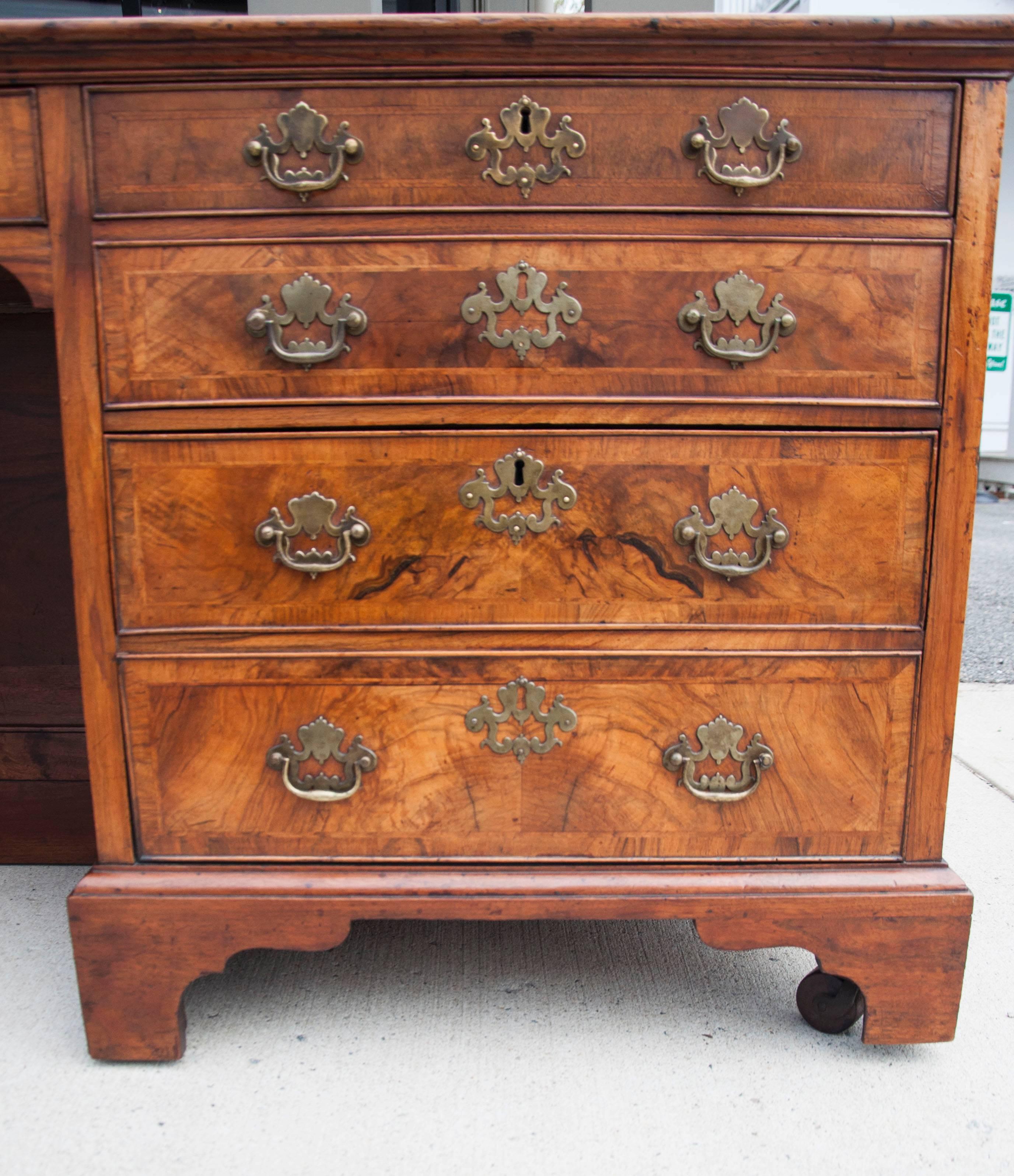 Fine George II Style Figured Walnut Partners Desk In Excellent Condition In Essex, MA