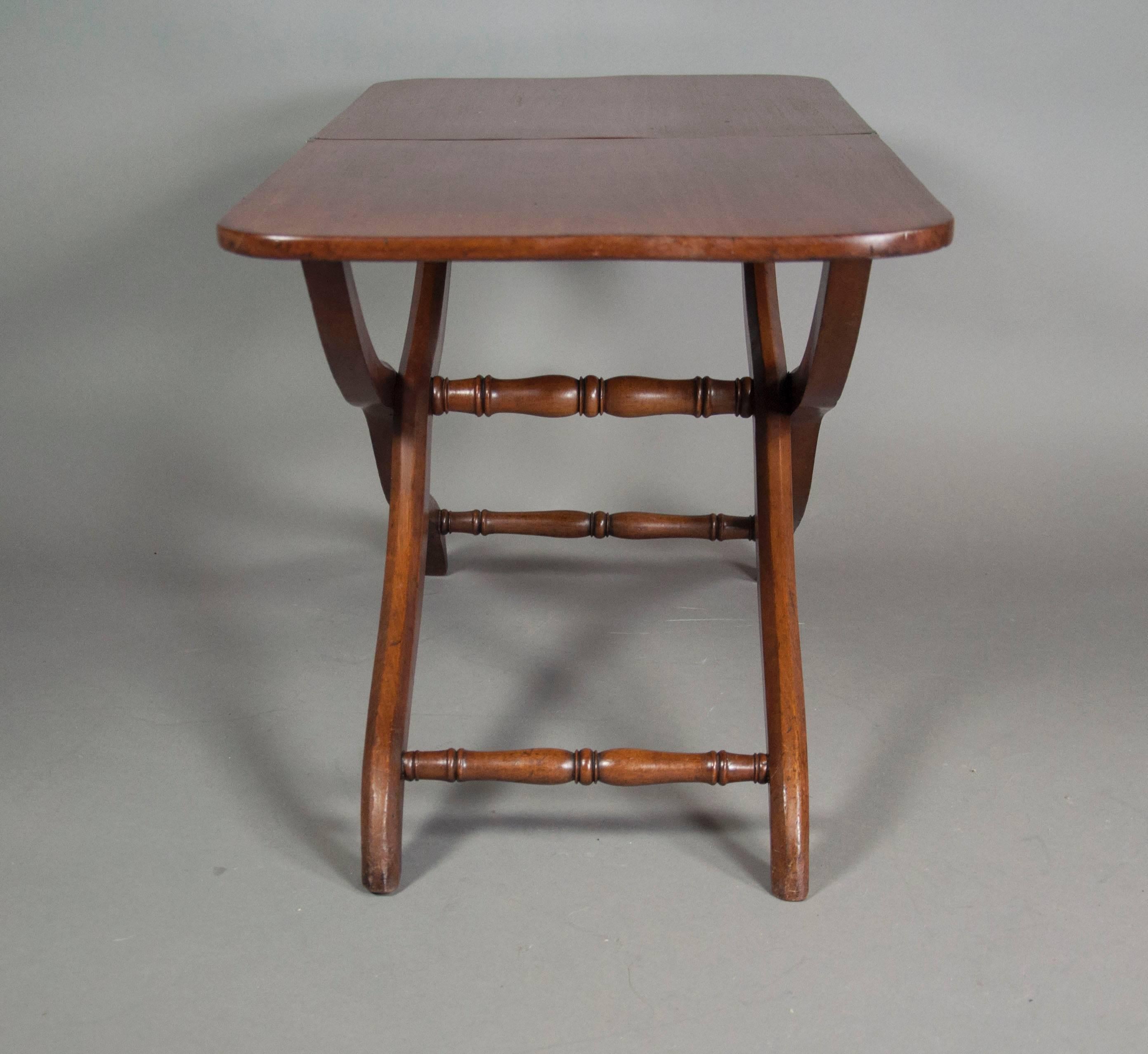 Victorian Mahogany Campaign Map Table or Coffee Table In Good Condition In Essex, MA