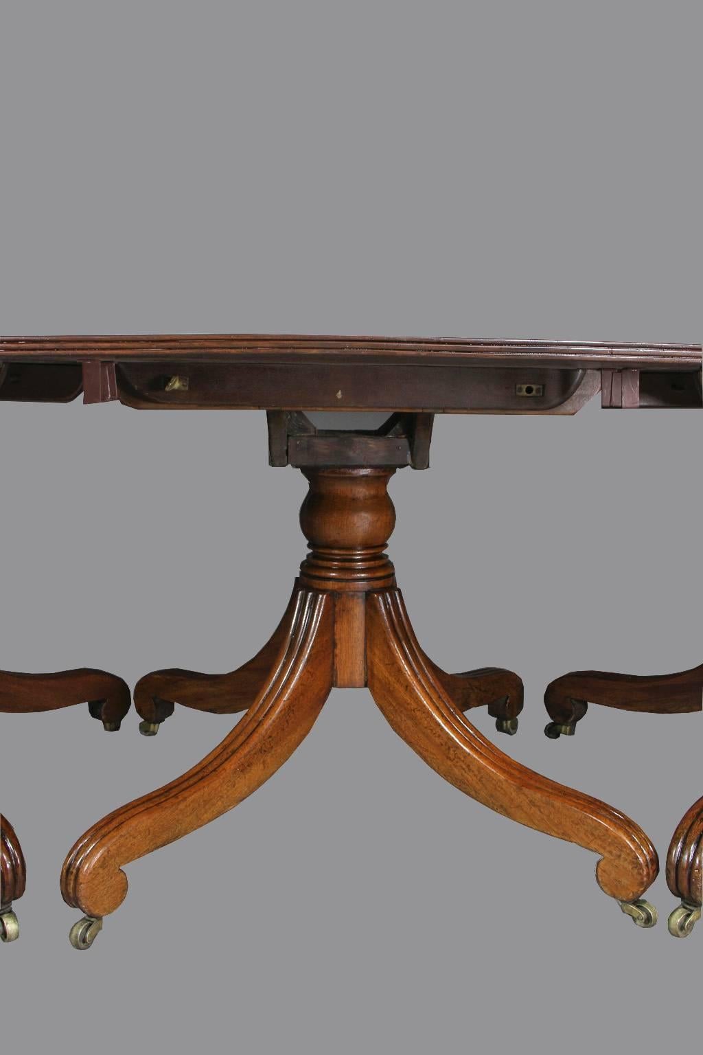 Regency Mahogany Three-Pedestal Dining Table In Excellent Condition In Essex, MA