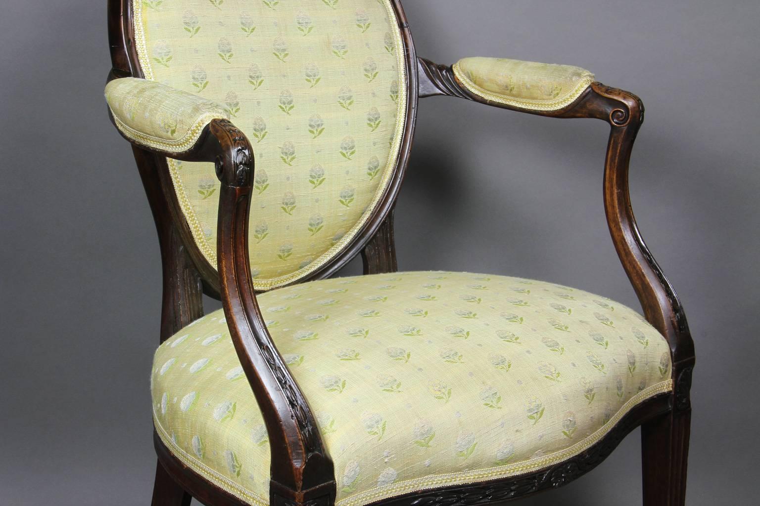 Late 18th Century Pair of George III Mahogany Armchairs For Sale