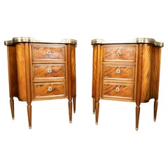 Commodes and Chests of Drawers
