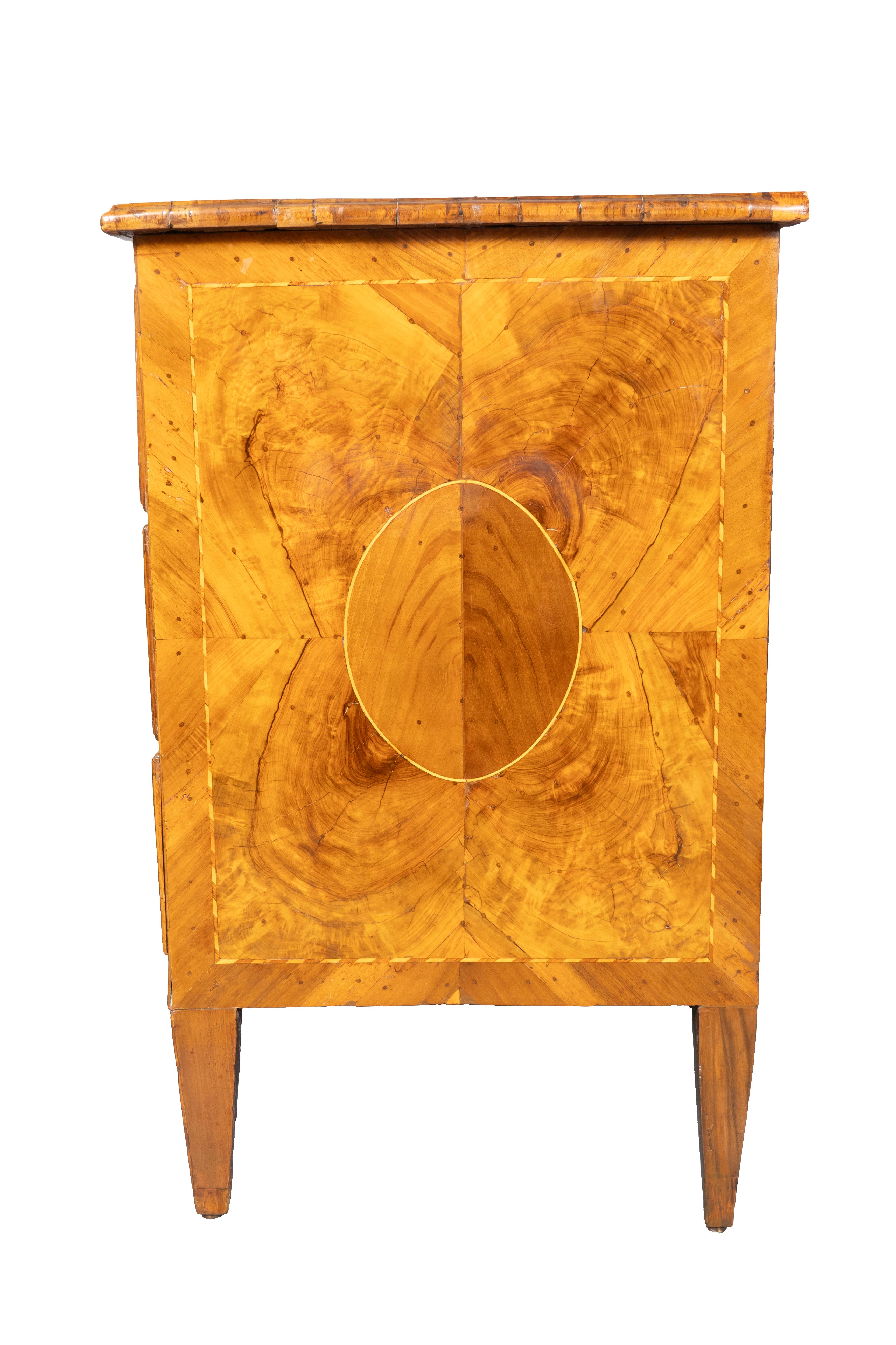 Early 19th Century Italian Neoclassic Walnut Commode For Sale