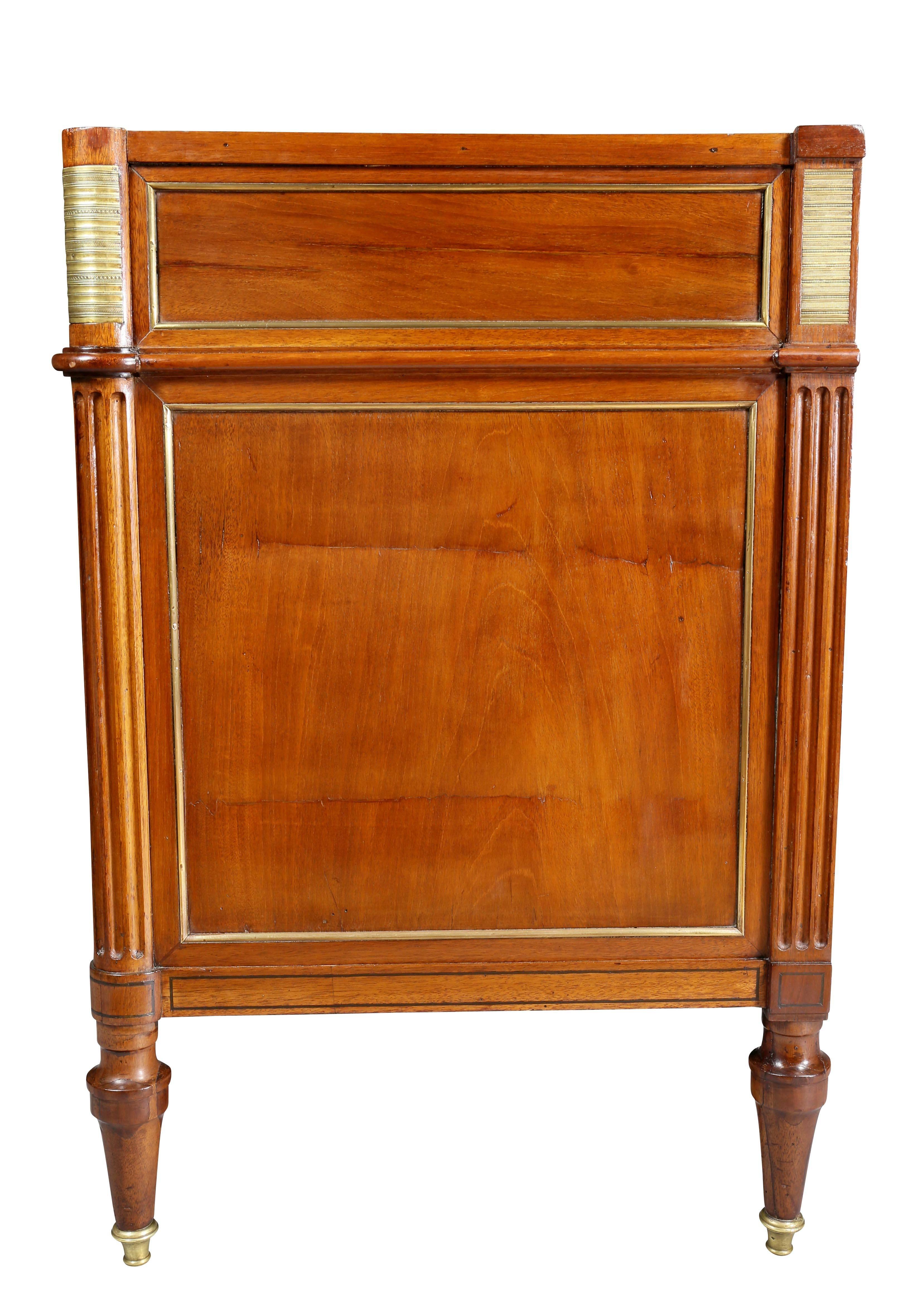 Louis XVI Mahogany and Brass-Mounted Commode 2