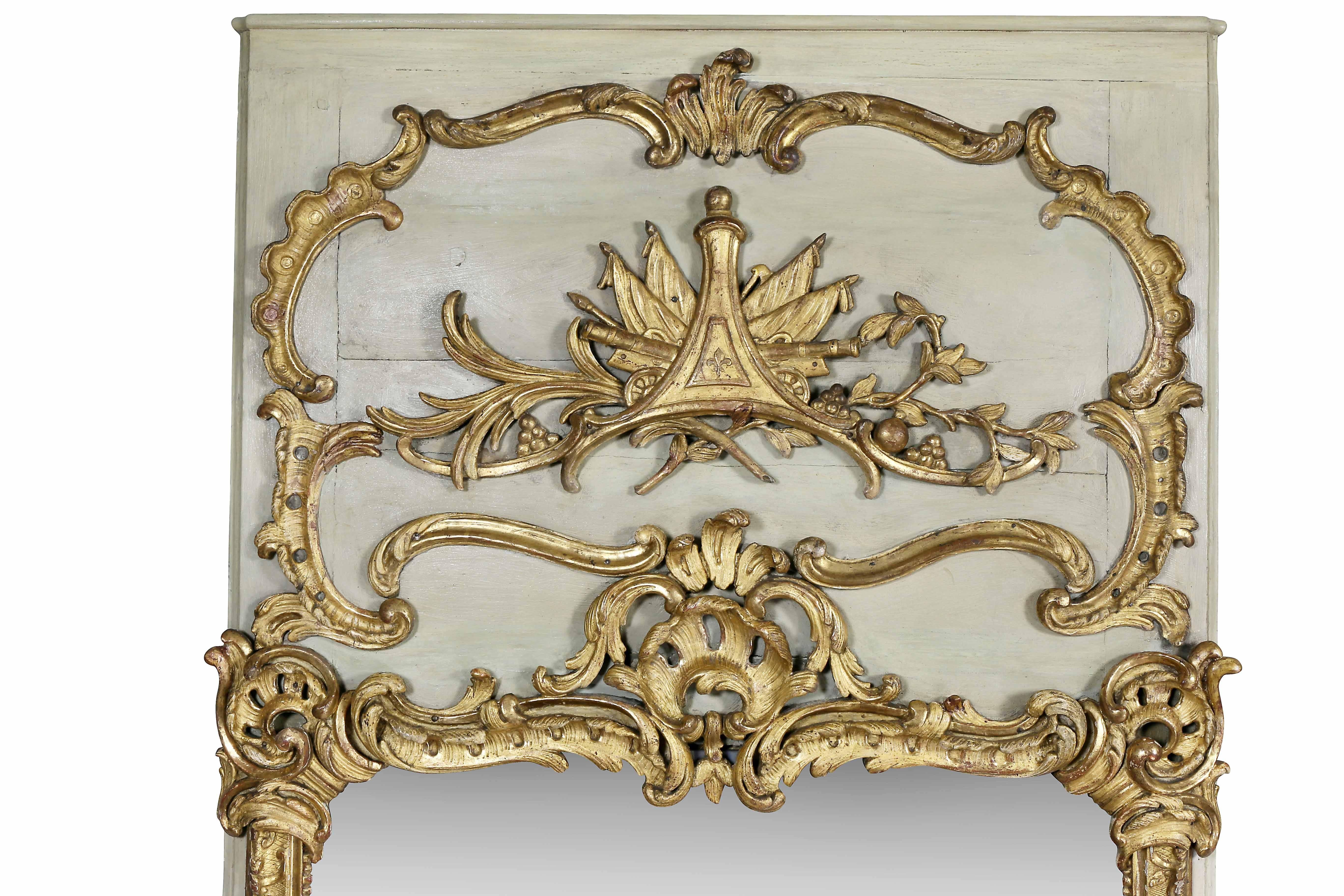 French Pair of Louis XV Giltwood and Painted Mirrored Boiserie Panels