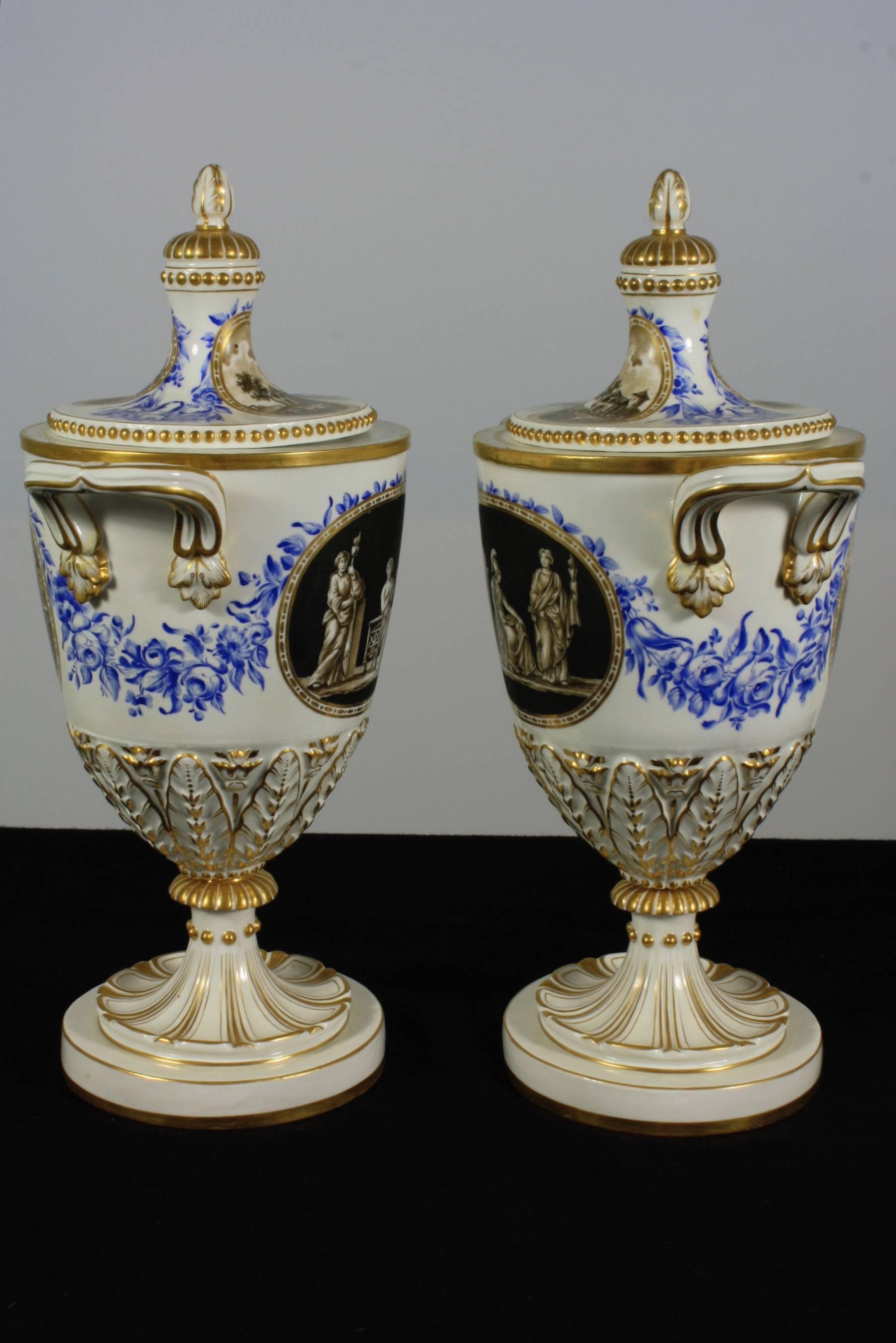 Pair of Neoclassical Italian Lidded Urns For Sale 3