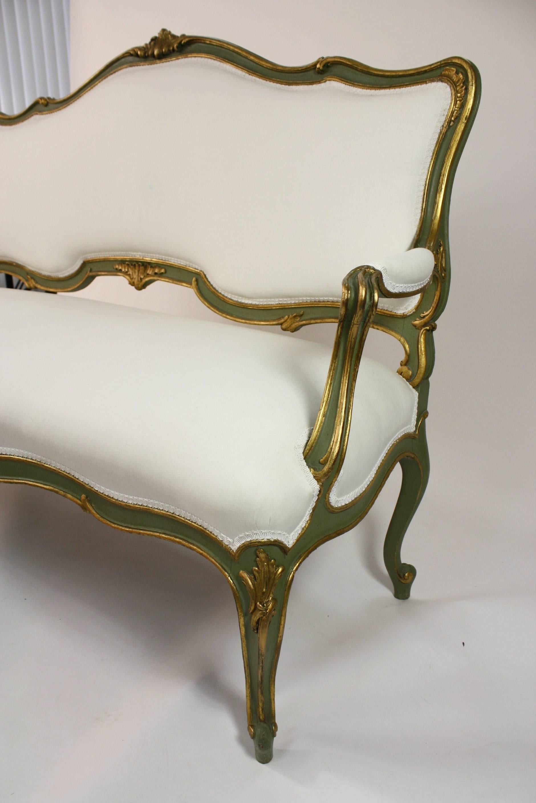 Italian Rococo Style Settee Polychromed in Green and Gold For Sale 2