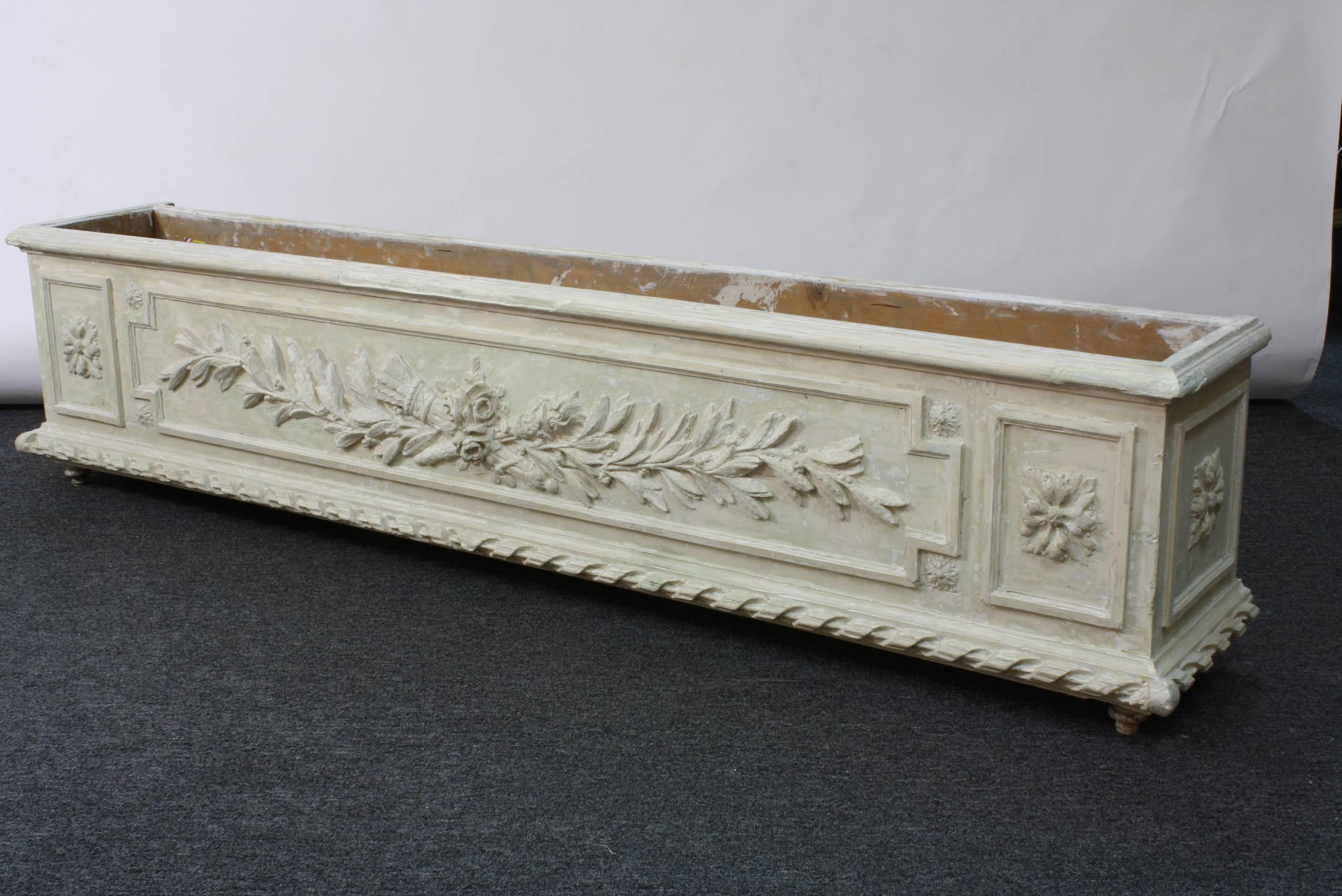 Louis XVI Large Painted and Carved Wood Neoclassical Planter For Sale