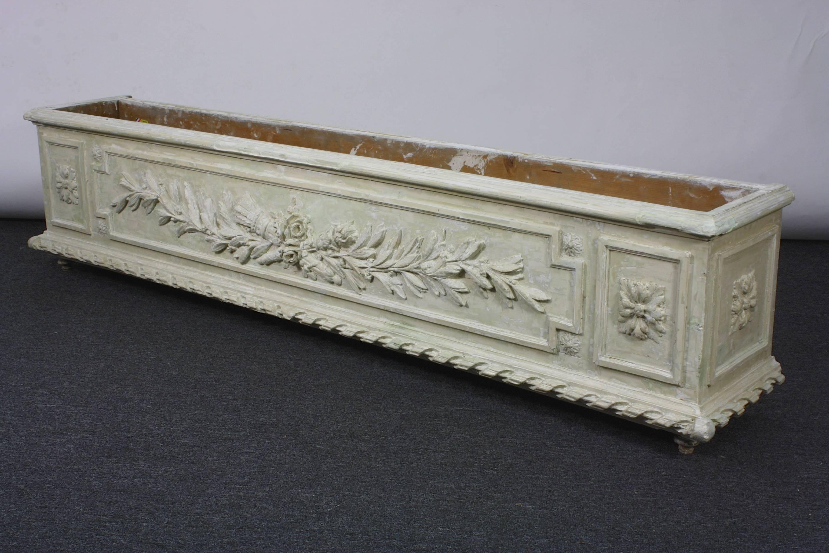 Large Painted and Carved Wood Neoclassical Planter For Sale 2