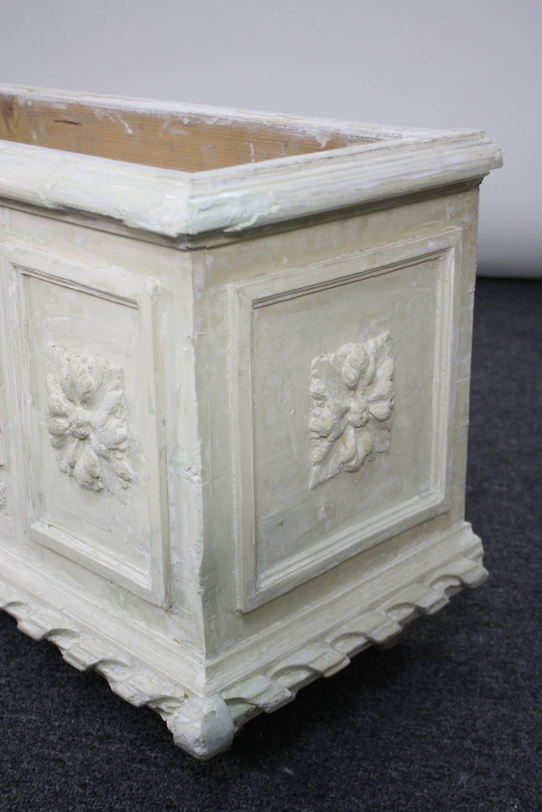 Large Painted and Carved Wood Neoclassical Planter For Sale 3