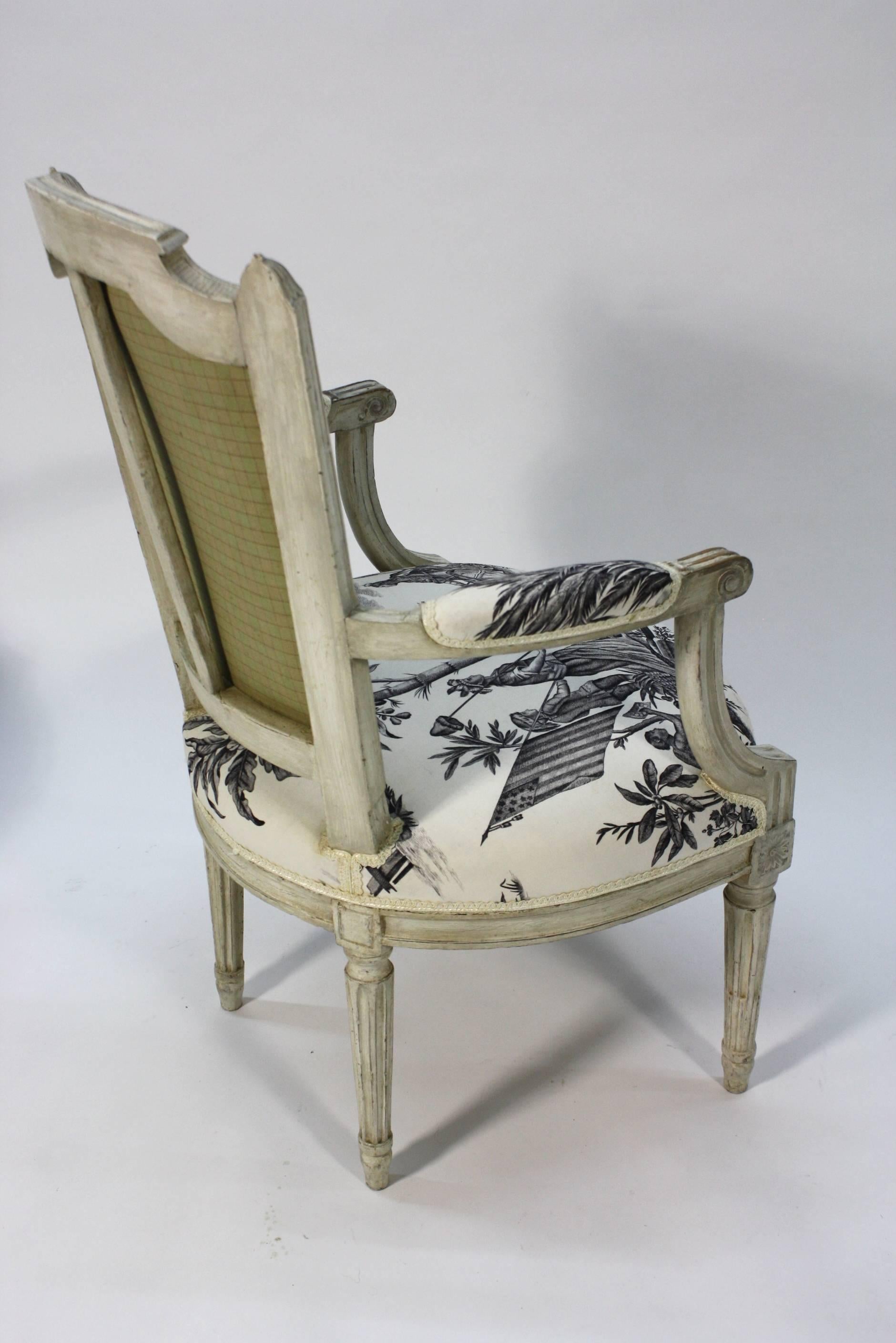 Pair of French Louis XVI Period Fauteuils or Armchairs In Good Condition For Sale In Pembroke, MA