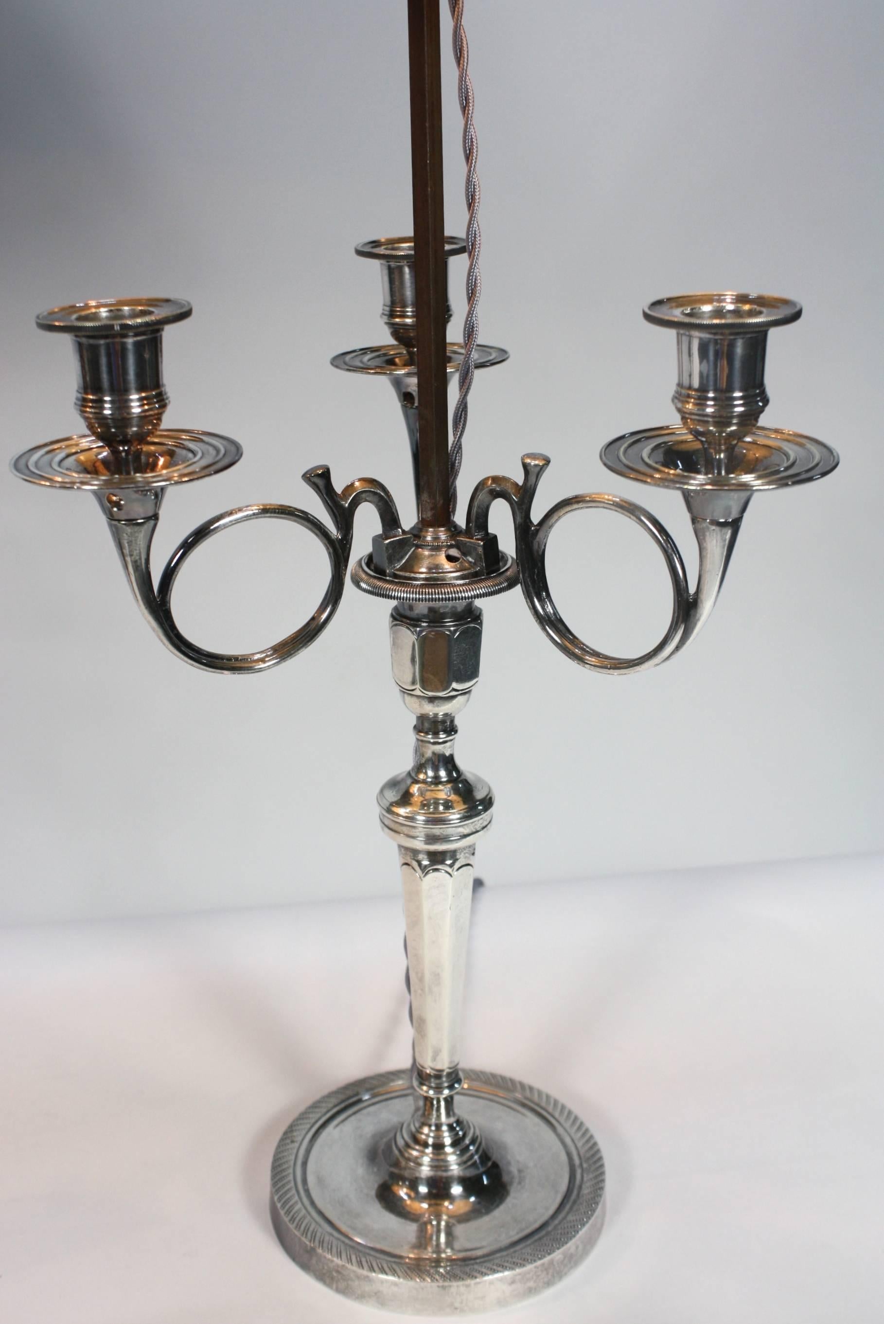 Pair of Silvered-Bronze Hunting Horn Candelabra Lamps In Good Condition For Sale In Pembroke, MA