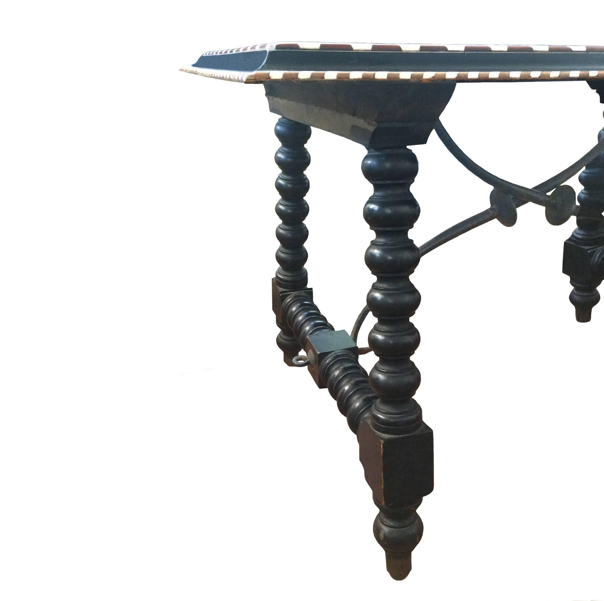 19th Century Italian Inlay Table 4