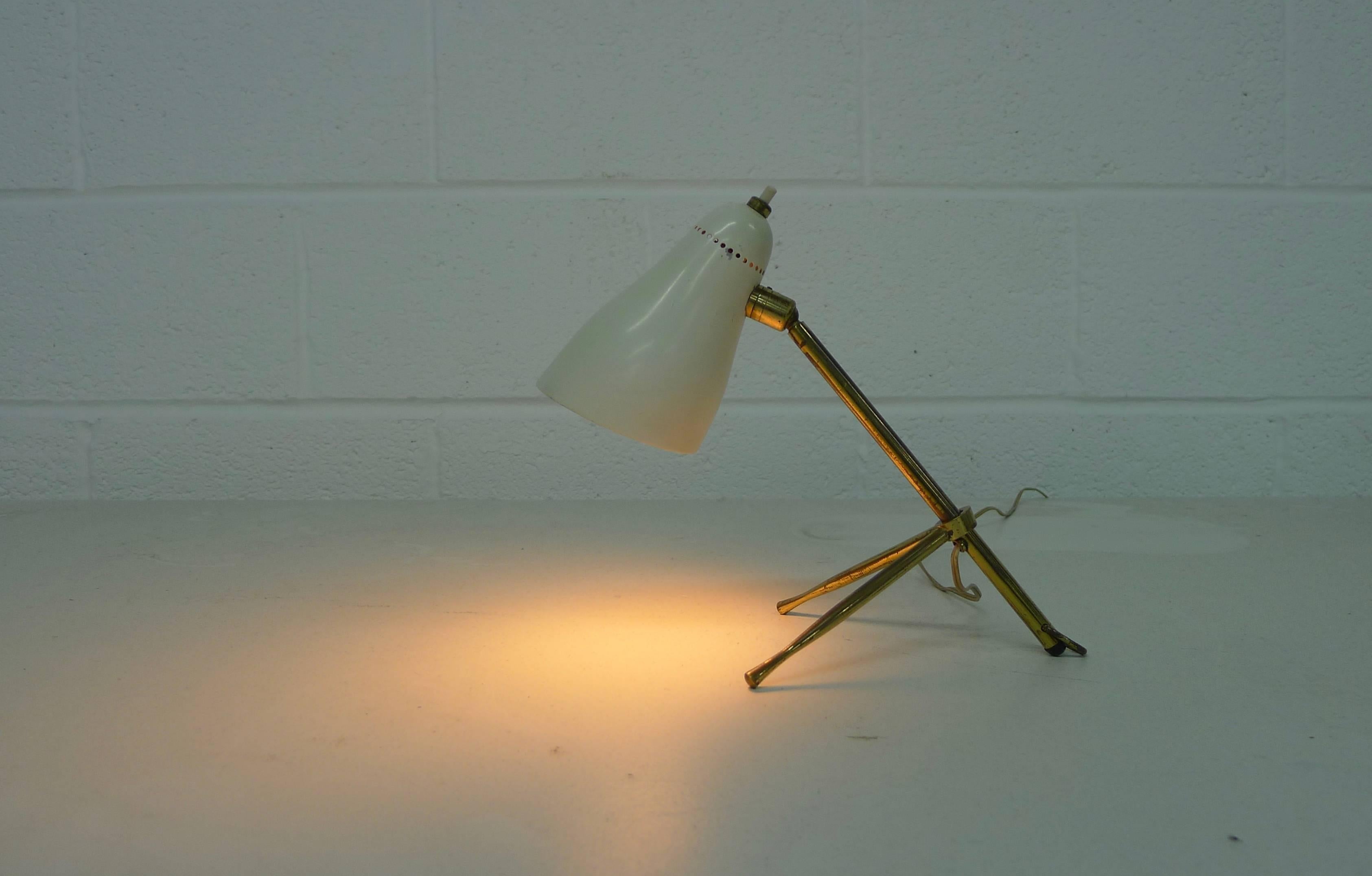 Mid-Century Modern Giuseppe Ostuni for Oluce, Table or Desk Lamp for Oluce, 1950s