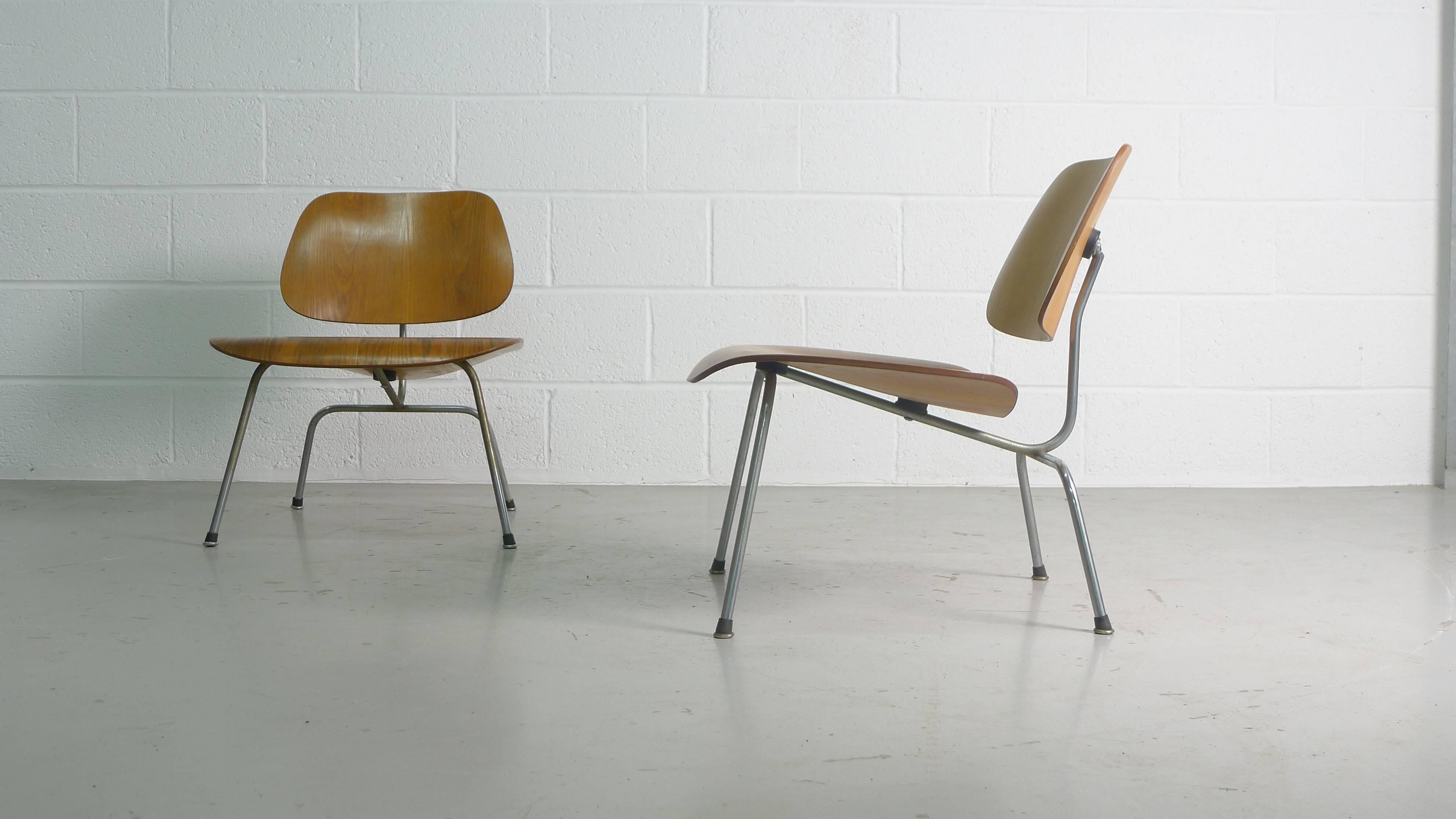 Mid-Century Modern Pair of Vintage Eames LCM Chairs from the 1950s, Herman Miller Production
