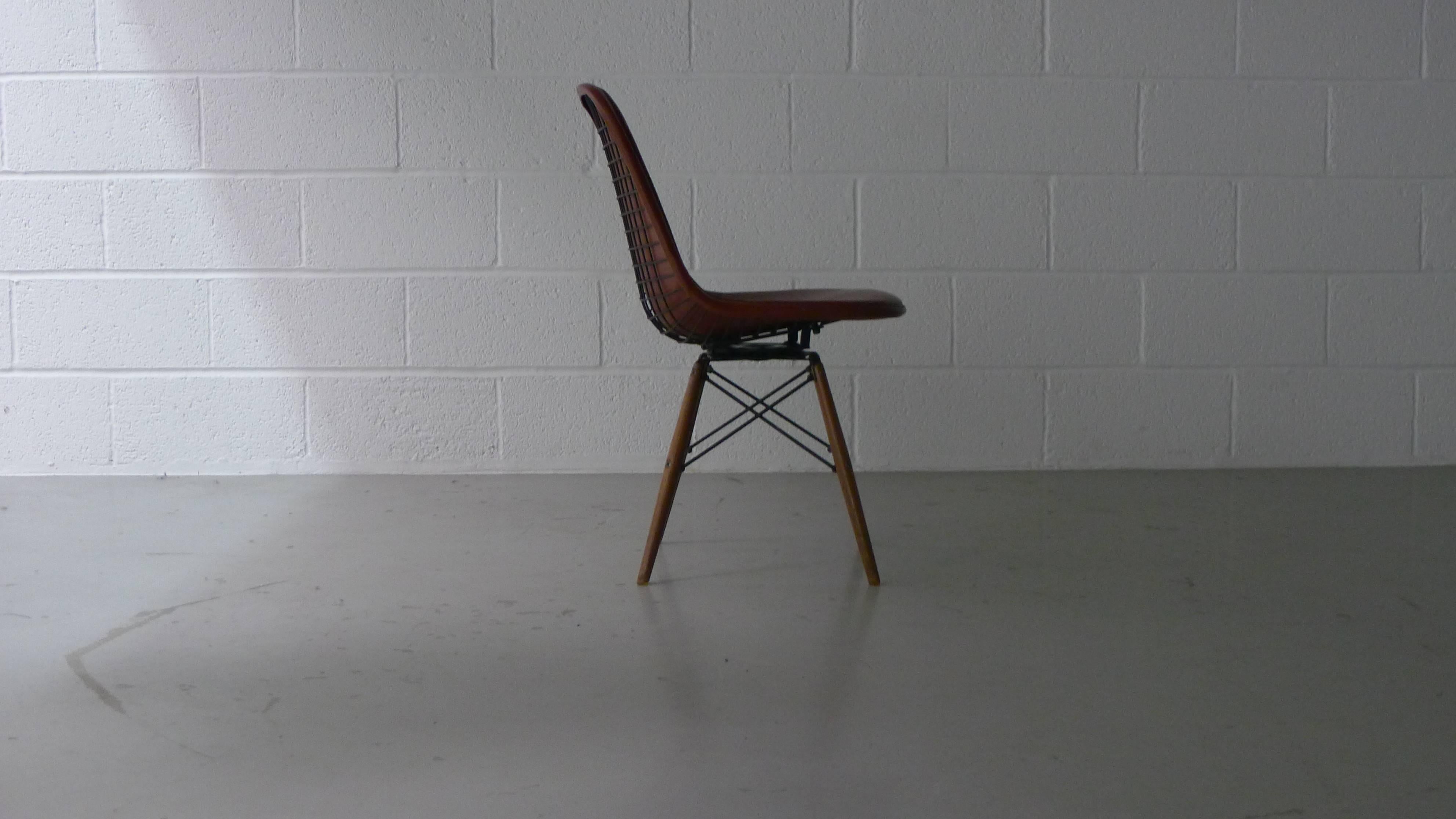 Mid-Century Modern Charles & Ray Eames Swivel Dowel Legged Chair; Dkw-1 , Vintage Herman Miller