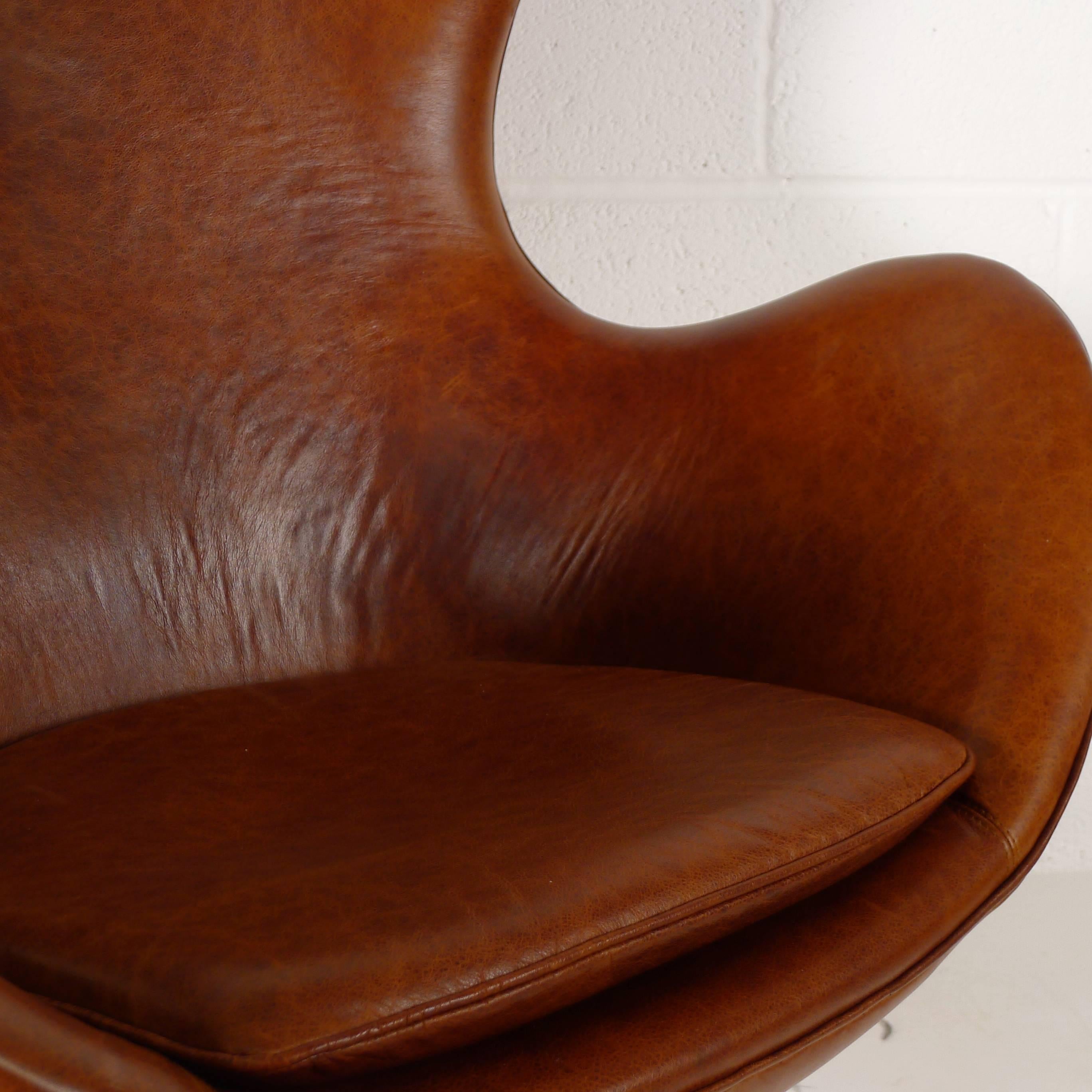 Arne Jacobsen Egg Chair 1