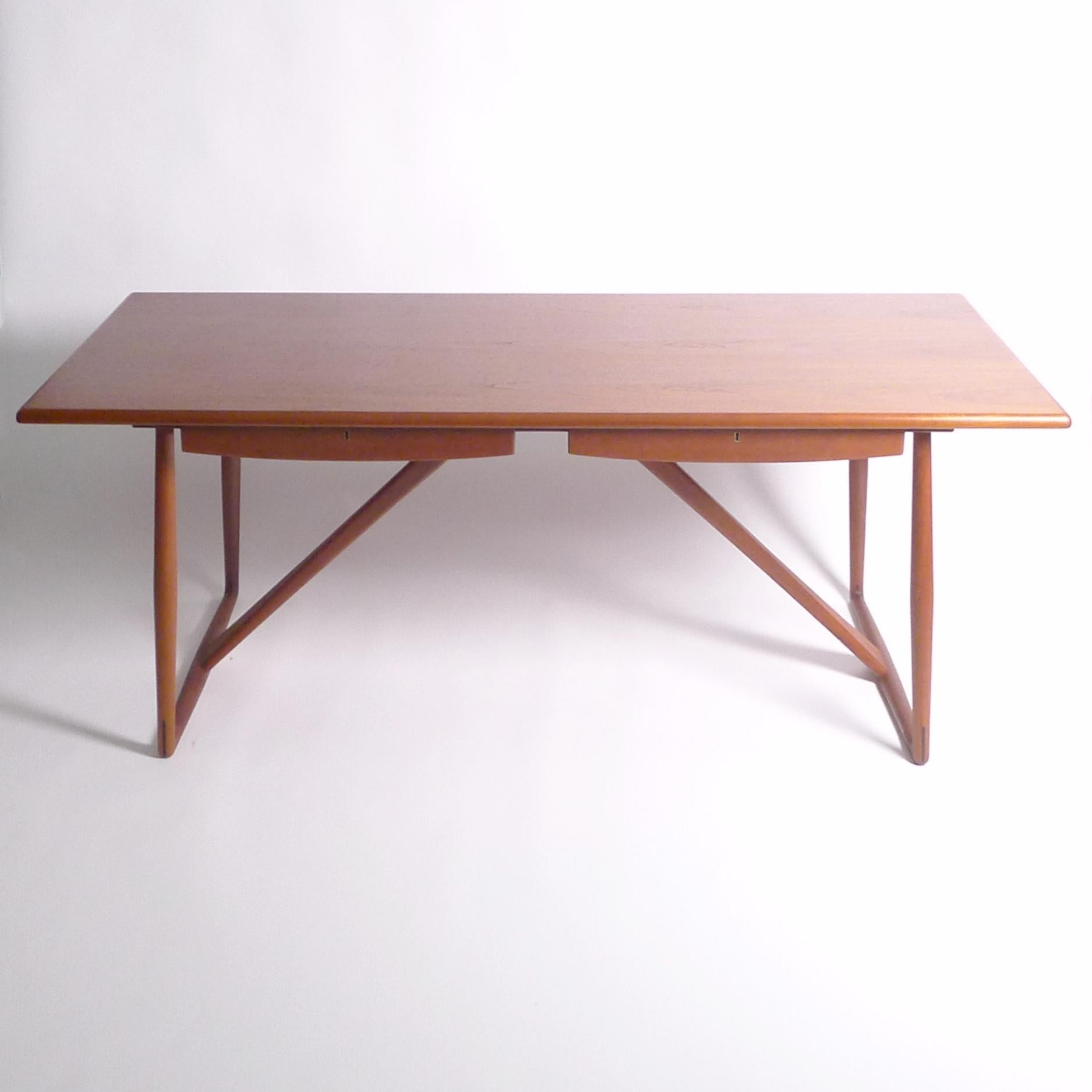 Aksel Bender Madsen & Ejner Larsen, Danish Teak Desk/Table, by Willy Beck c.1957 In Good Condition For Sale In Wargrave, Berkshire