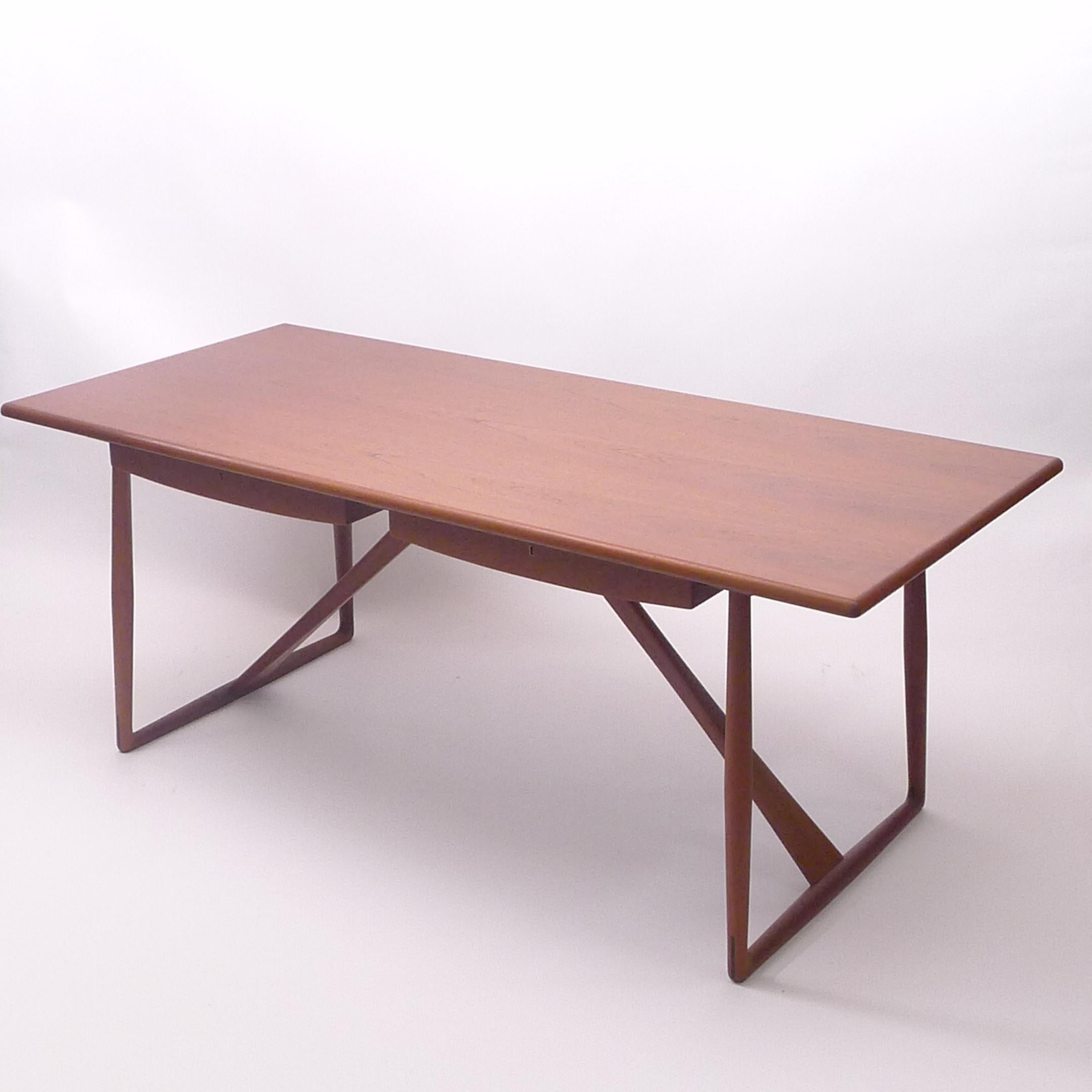 Aksel Bender Madsen & Ejner Larsen, Danish Teak Desk/Table, by Willy Beck c.1957 For Sale 4