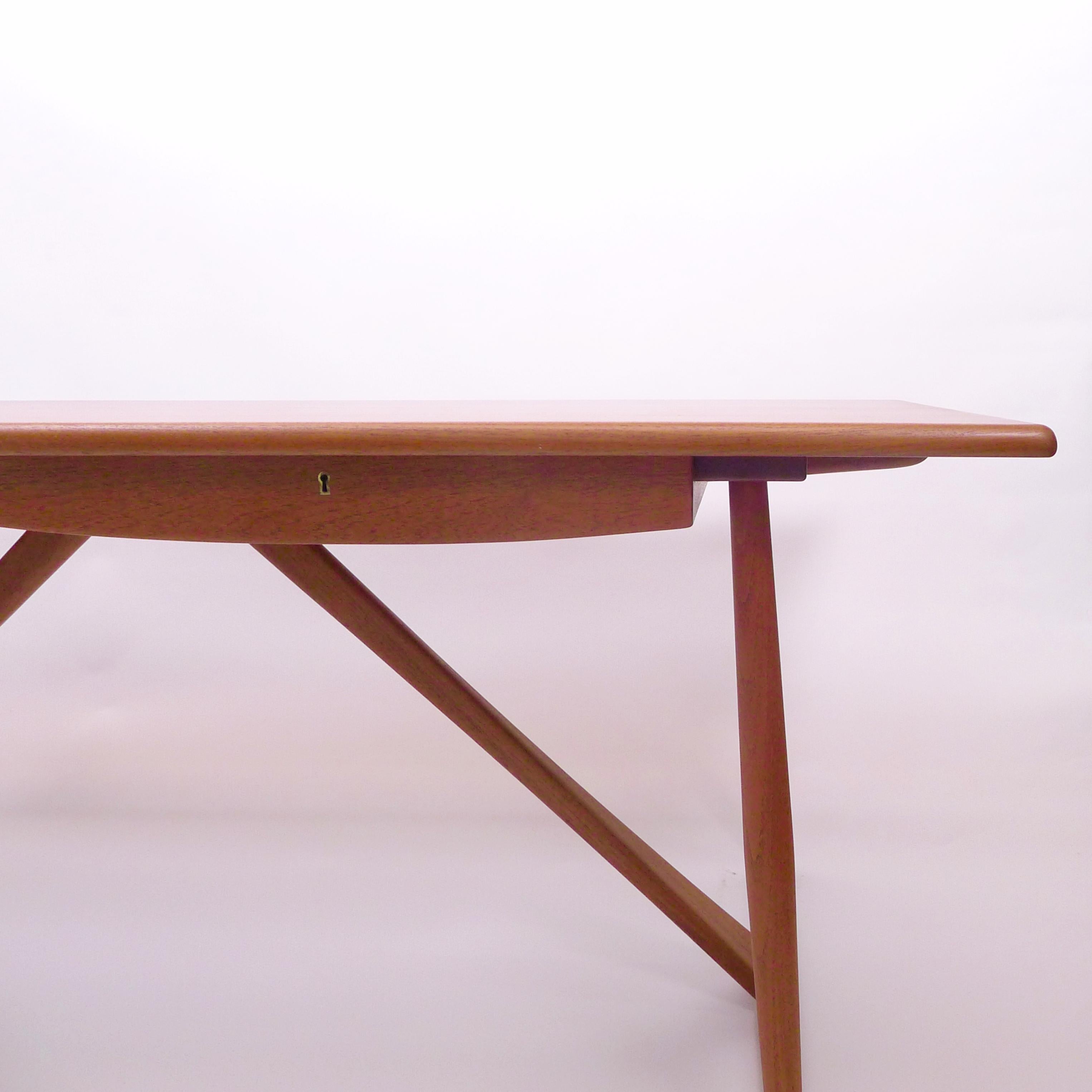 Aksel Bender Madsen & Ejner Larsen, Danish Teak Desk/Table, by Willy Beck c.1957 For Sale 1