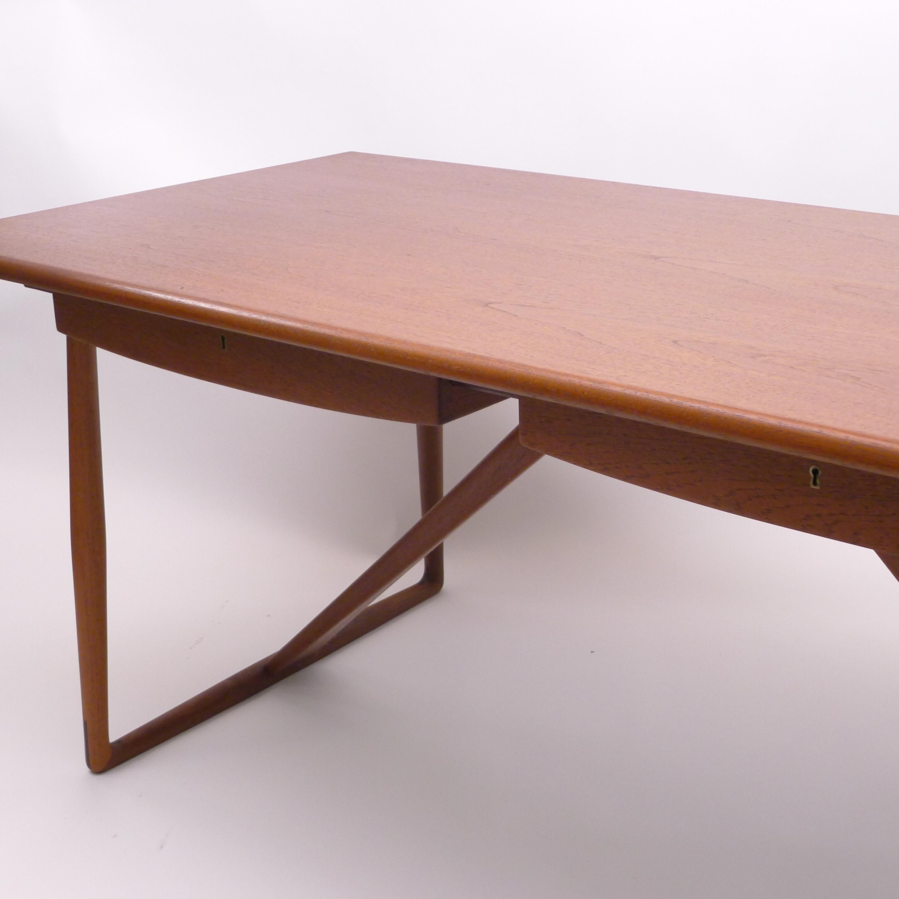 Aksel Bender Madsen & Ejner Larsen, Danish Teak Desk/Table, by Willy Beck c.1957 For Sale 6