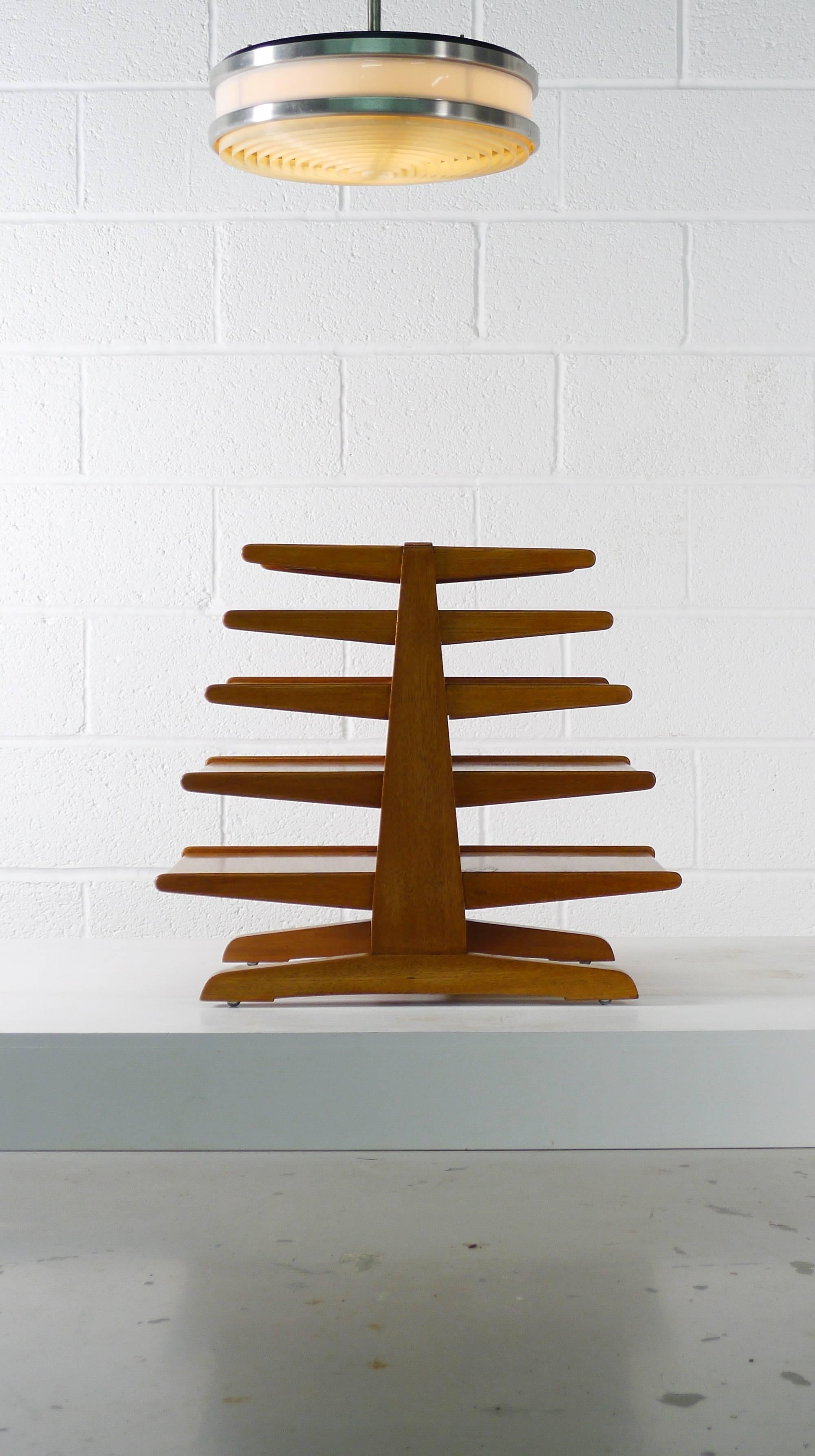 Edward Wormley for Dunbar, USA, 1947. Model no. 4765, the Magazine Tree in sap grain walnut.
All original and excellent condition.