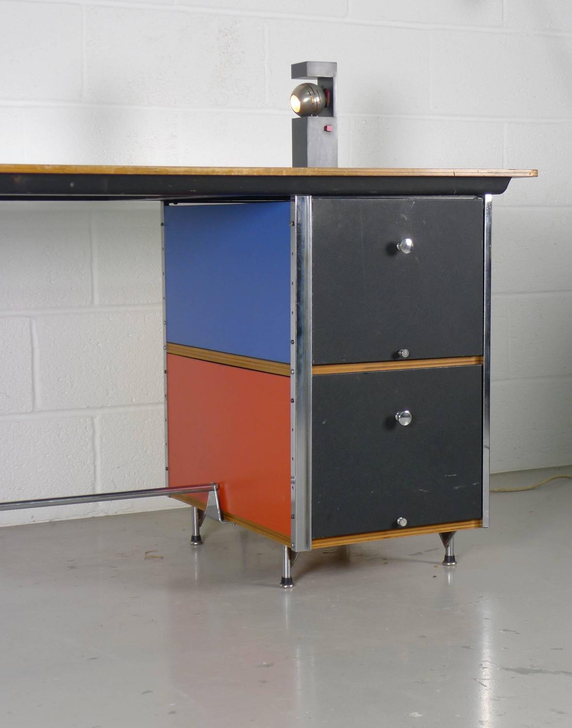 Eames ESU Desk For Sale at 1stdibs