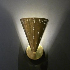 Paavo Tynell, aplique de latón, modelo K8-11, de Idman, Finlandia, década de 1950