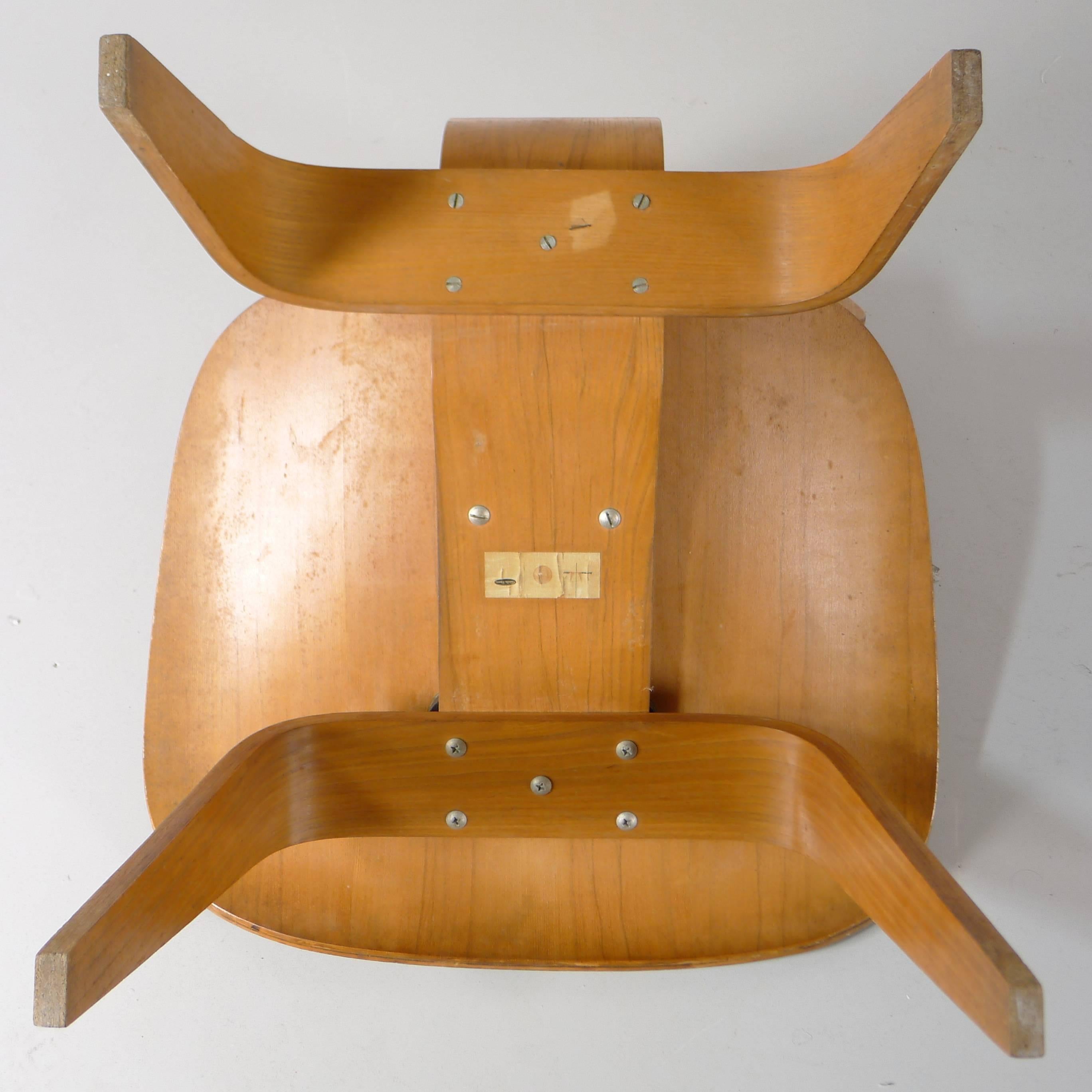 Eames LCW, Labelled, 1947 2