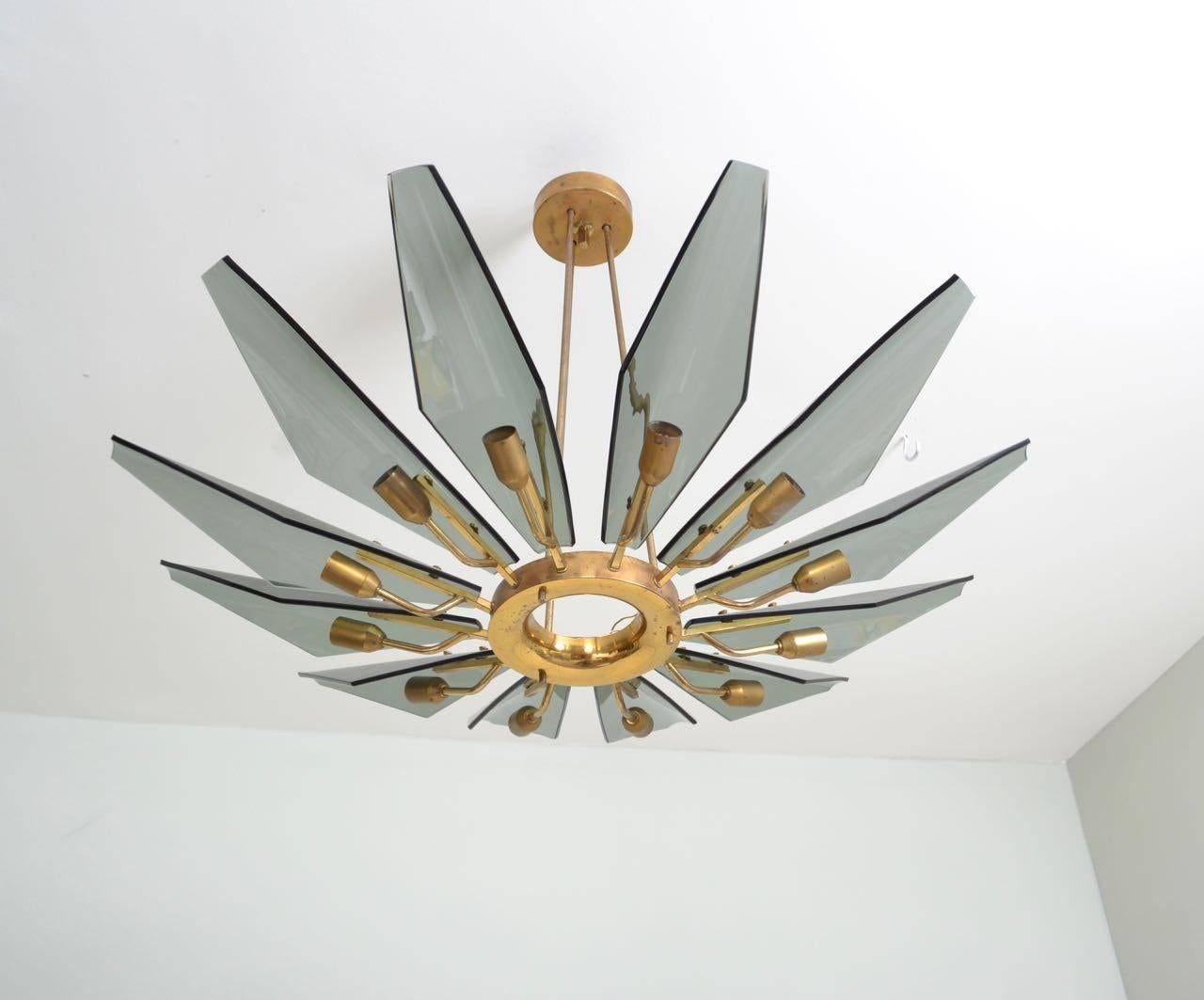 Mid-20th Century 1950s Twelve Branch Chandelier with Brass and Smoked Glass by Cristal Art