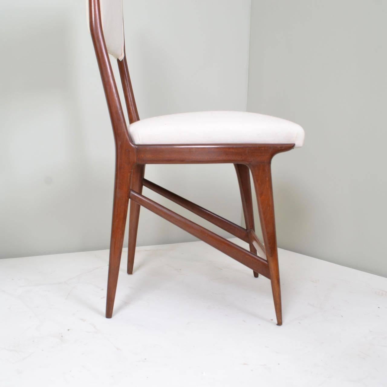 Set of Six Carlo di Carli Style Dining Chairs, Italy In Good Condition For Sale In Wargrave, Berkshire