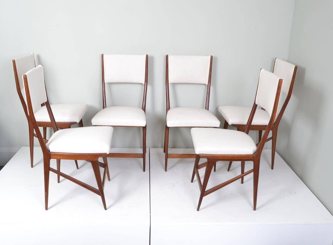 Mid-20th Century Set of Six Carlo di Carli Style Dining Chairs, Italy For Sale