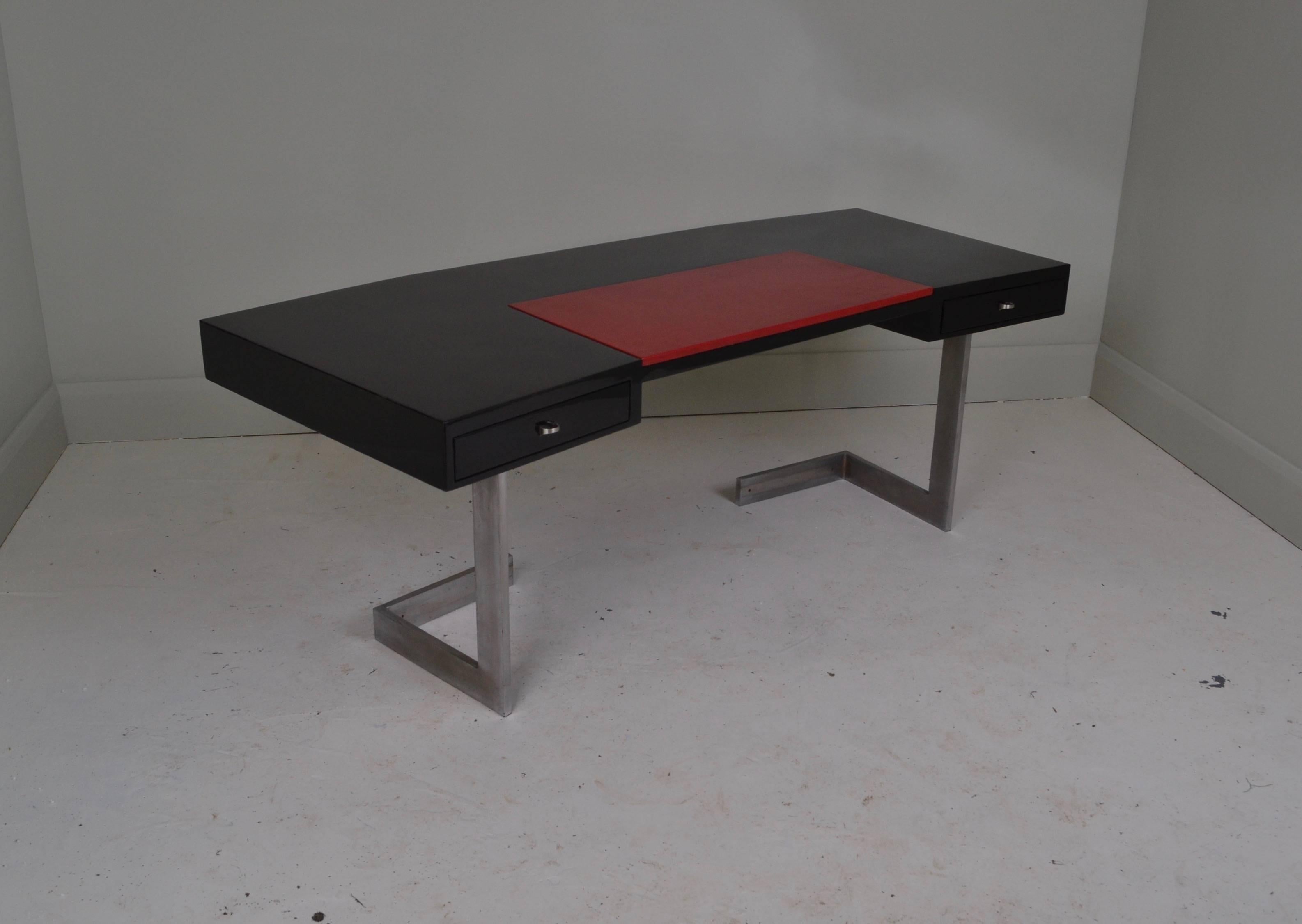 French Lacquer and Leather Desk, circa 1970 For Sale 5