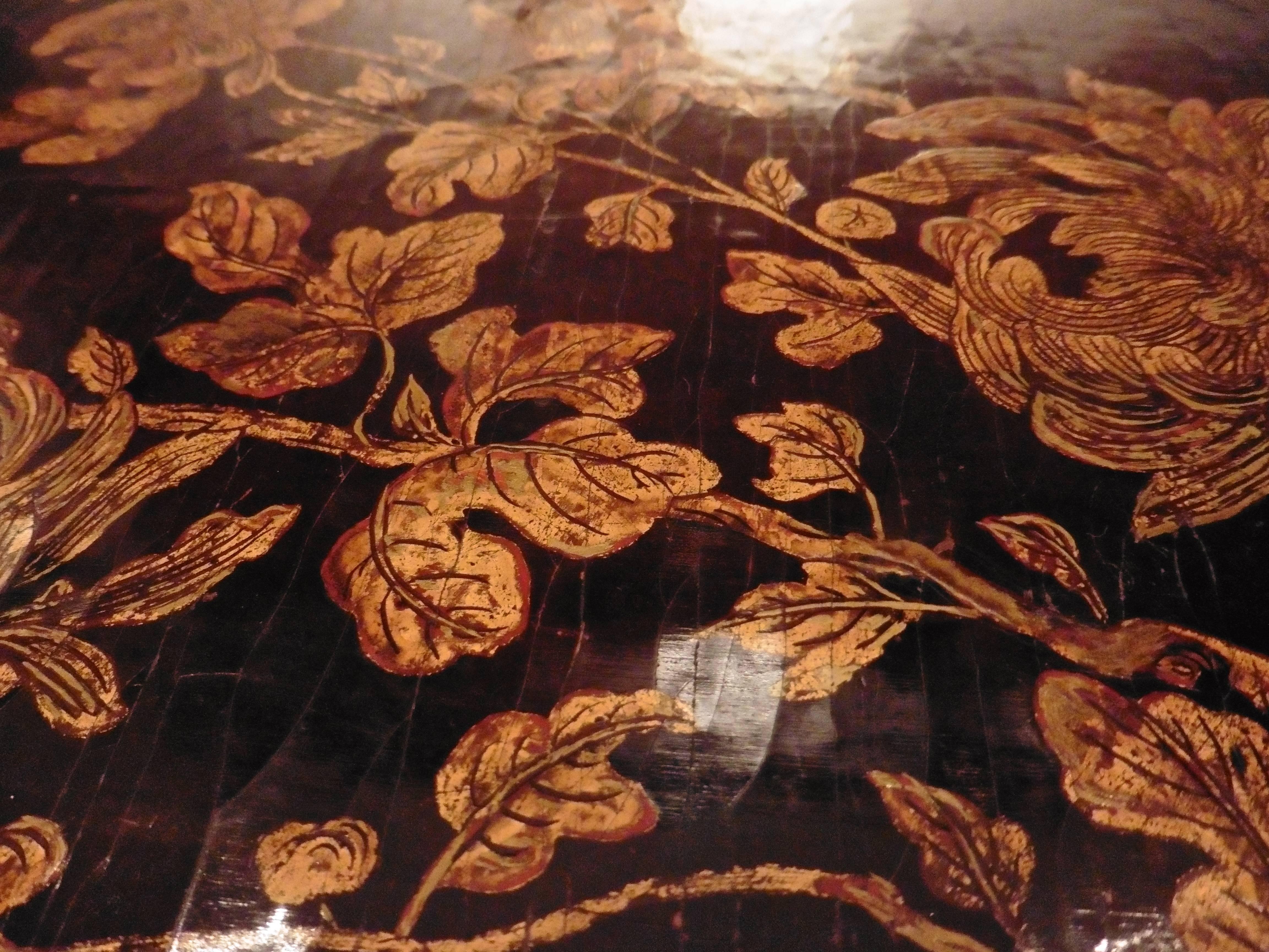 French Chinoiserie Lacquered Coffee Table, circa 1950 1