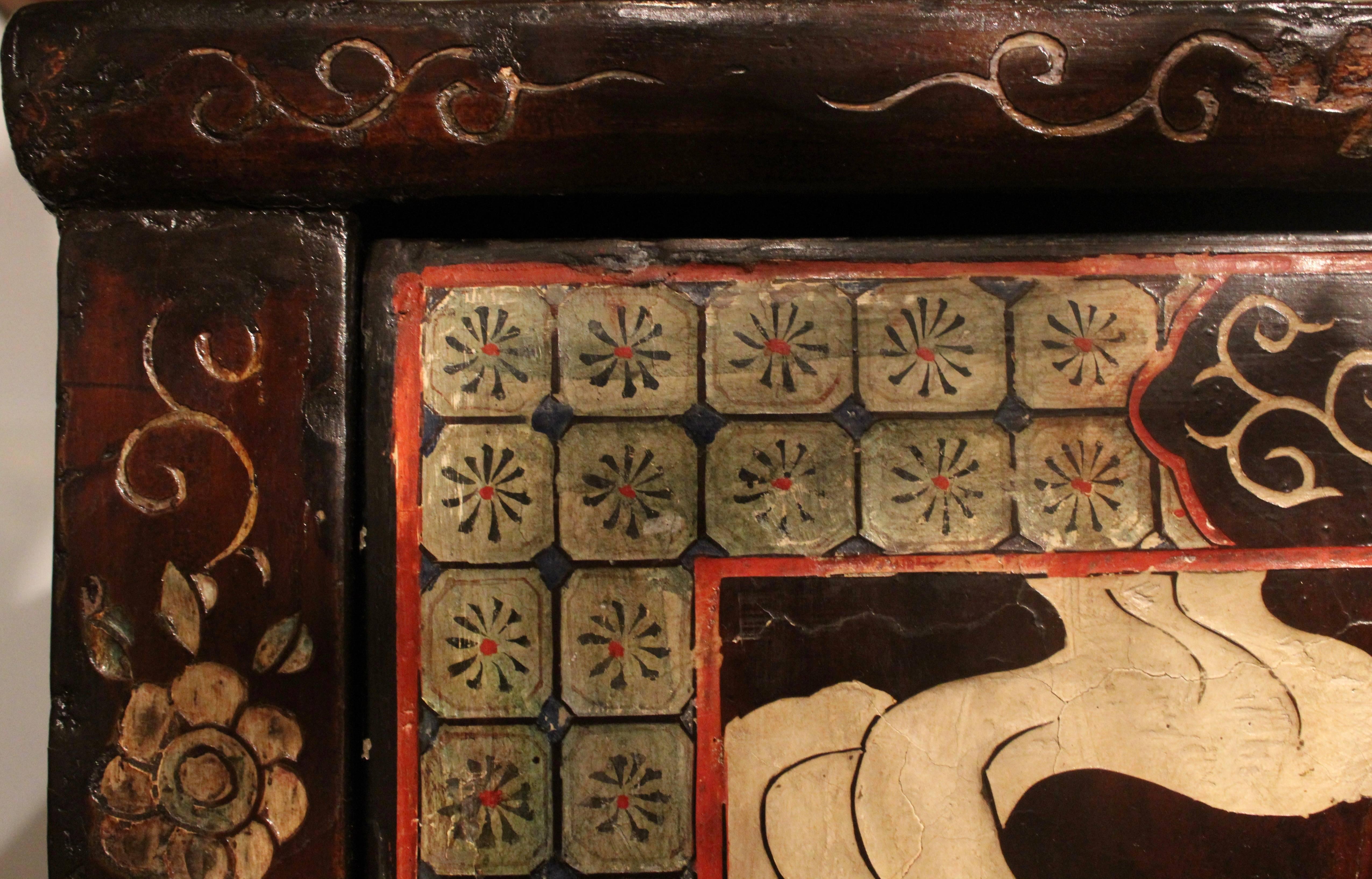 Chinese 19th Century Coromandel Two-Door Cupboard 1