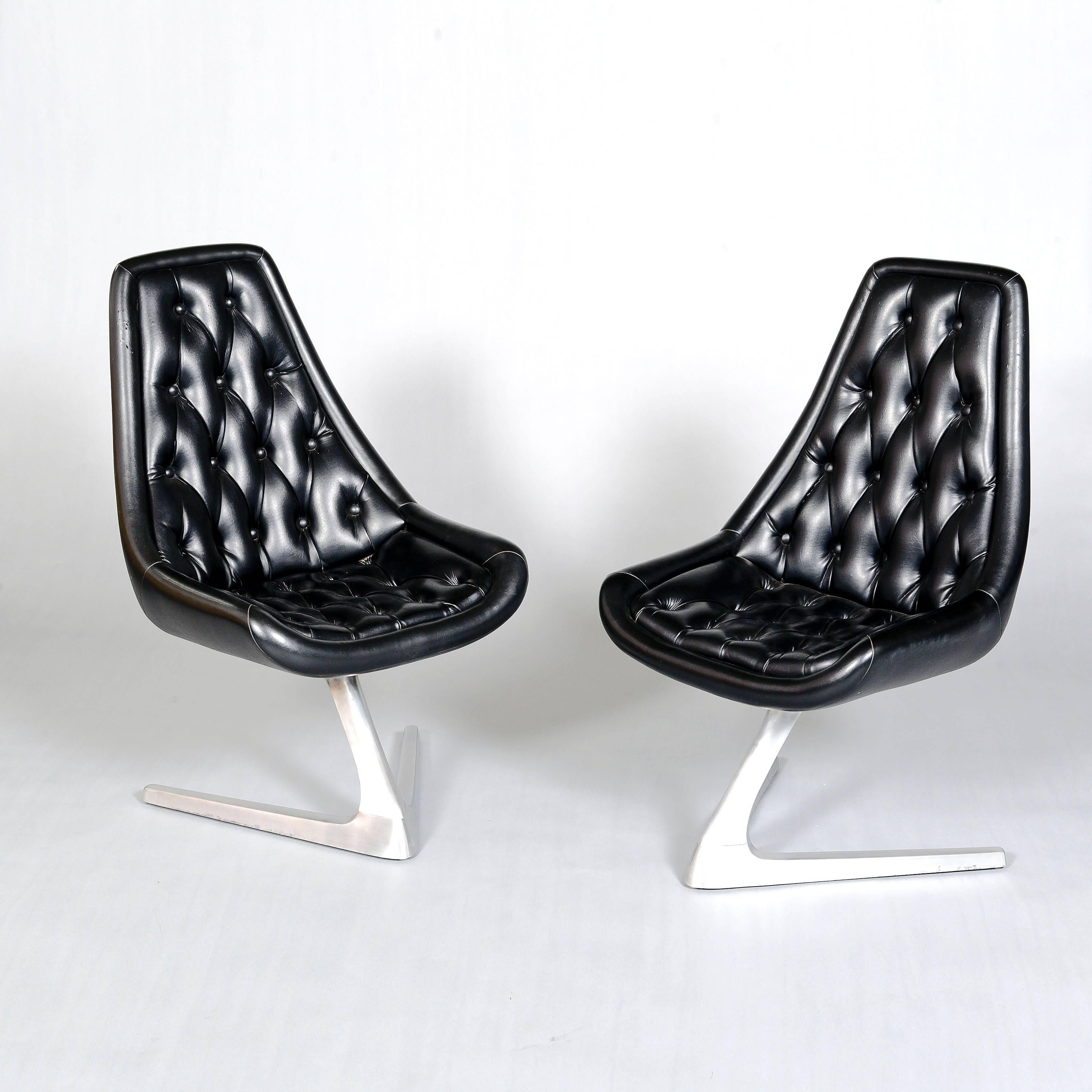 Aluminium Chromcraft 'Sculpta' Stuhl aus den 1960er Jahren, neu gepolstert mit schwarzem Leder (amerikanisch) im Angebot