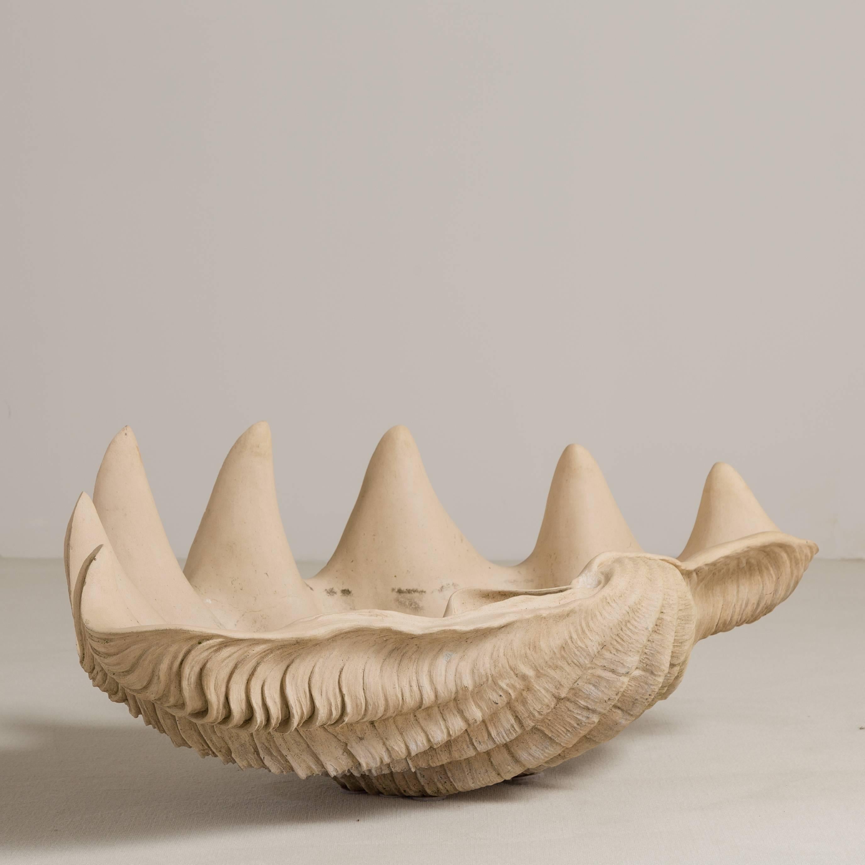 A large contemporary stoneware clam shell bowl by Philip Thomason of Cudworth.

Prices include 20% VAT which is removed for items shipped outside the EU.