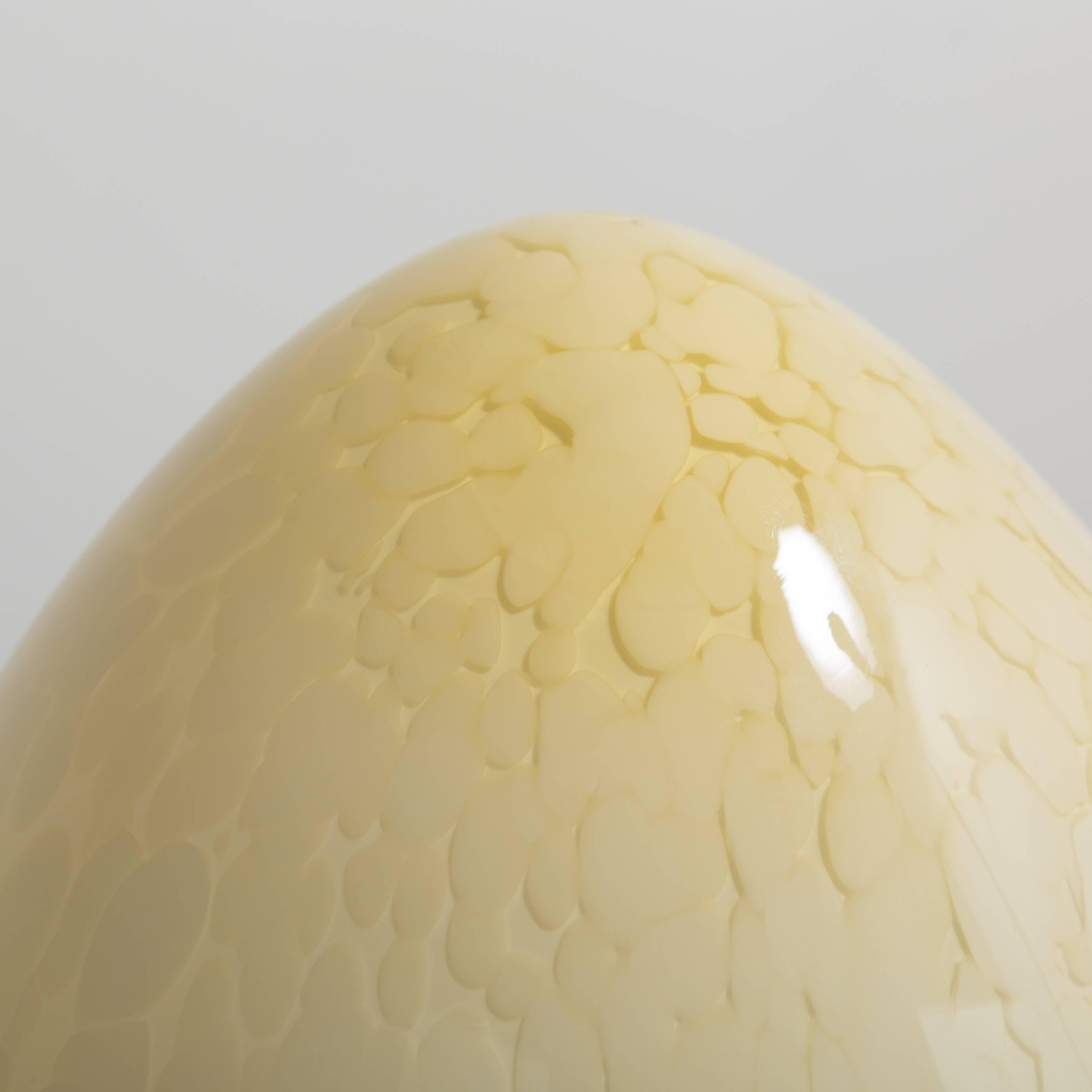Mid-20th Century Italian Vistosi Attributed Murano Glass Egg Table Lamp, 1960s