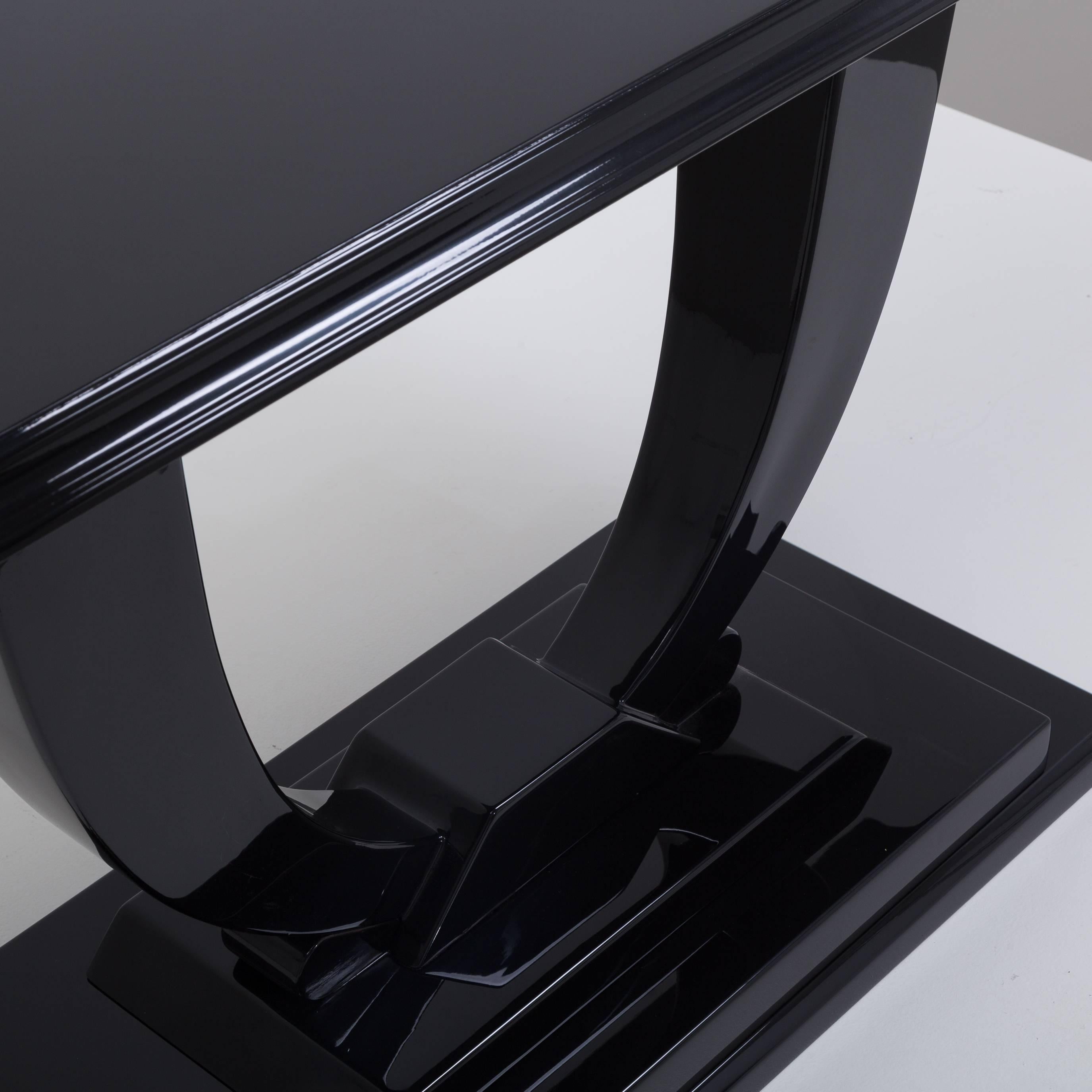 Late 20th Century Maitland Smith Designed Jet Black Lacquered Console Table, 1980s For Sale