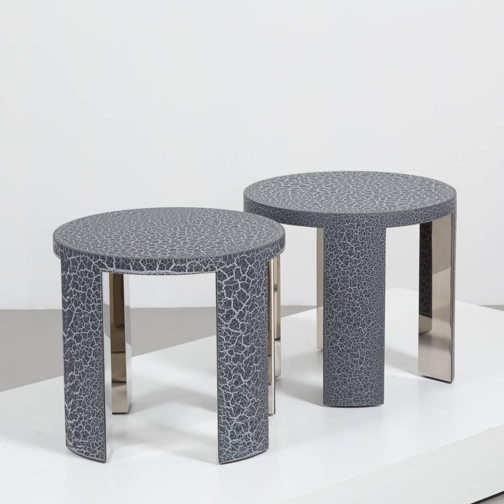 The Circular Crackle Side Tables by Talisman Bespoke  In Excellent Condition For Sale In London, GB