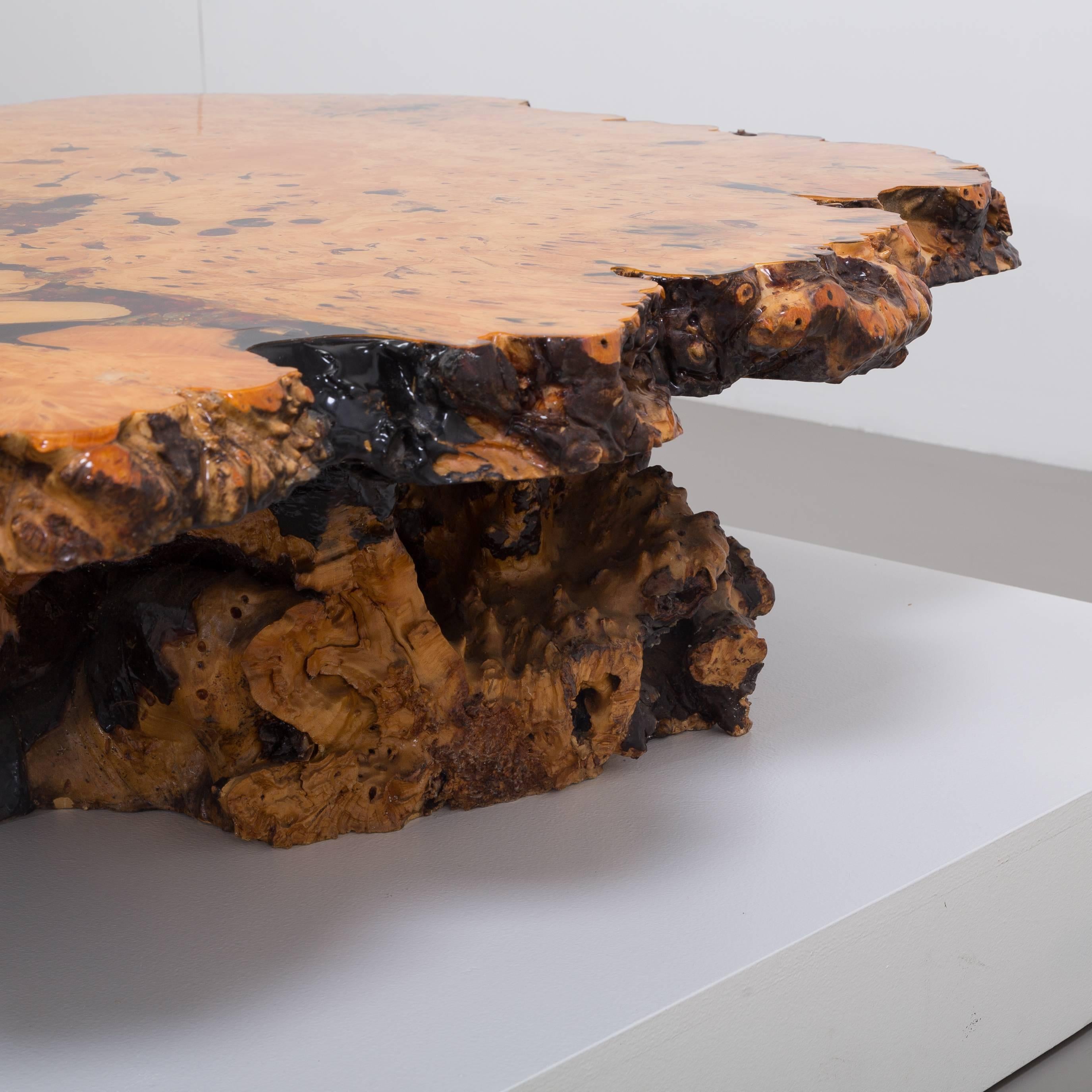 Californian Redwood Coffee Table with Amber Inlay, 1960s In Good Condition In London, GB