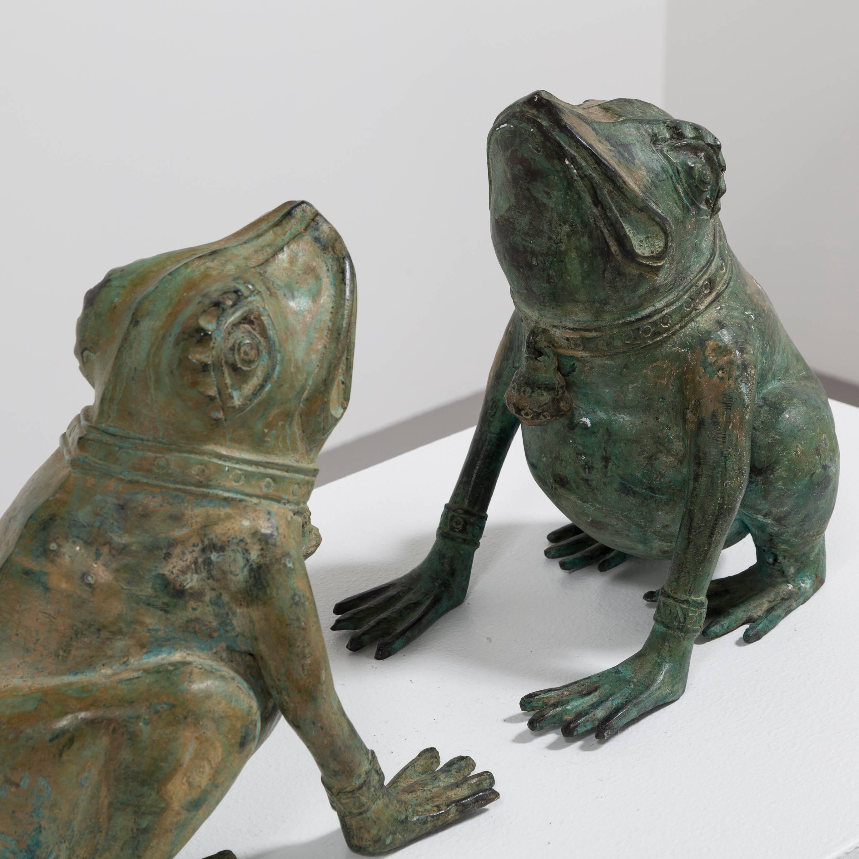 A pair of bronze frogs, last quarter of the 20th century, Thailand.